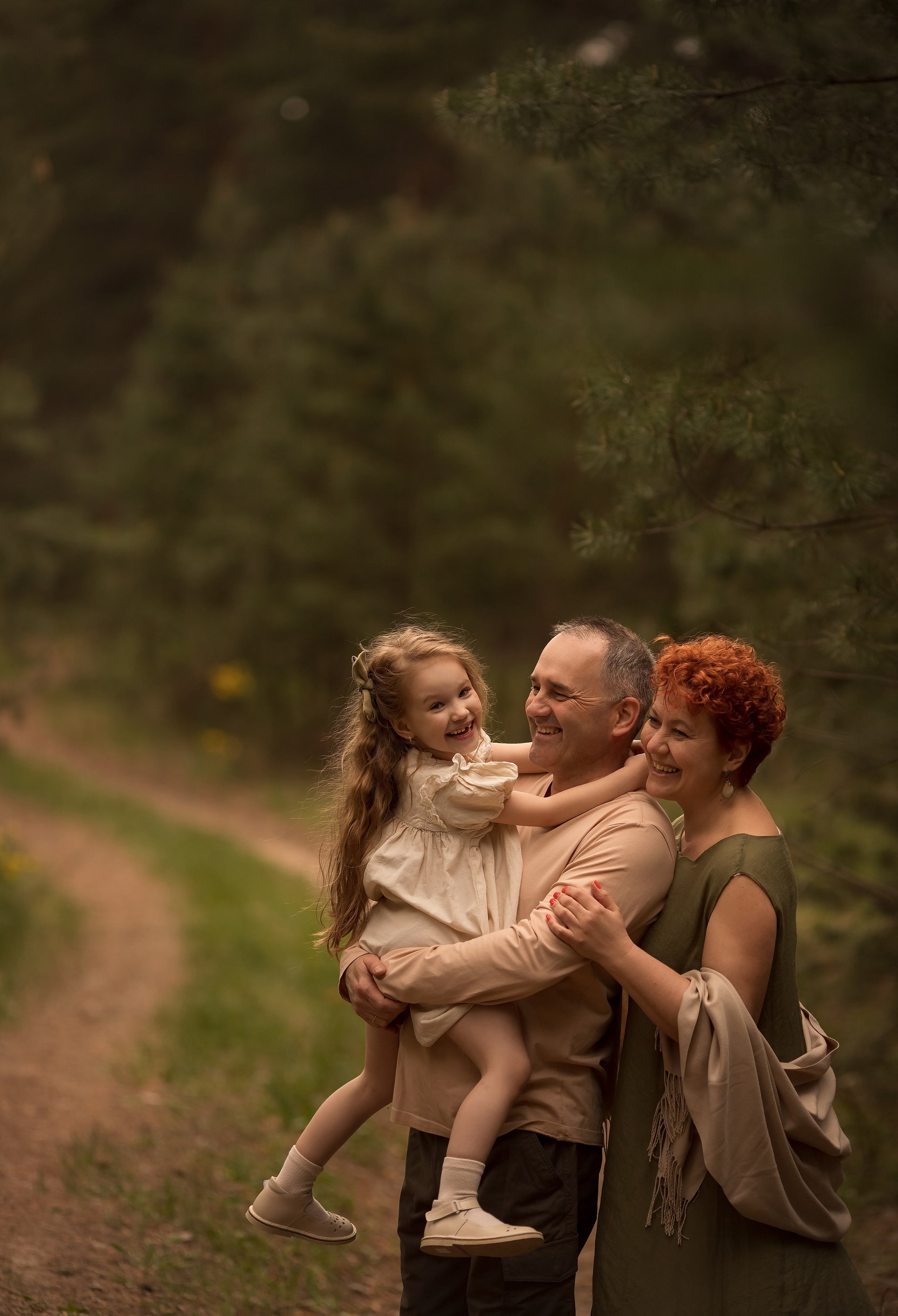 В весеннем лесу. Семейный и детский фотограф в Саратове Полина Коткина