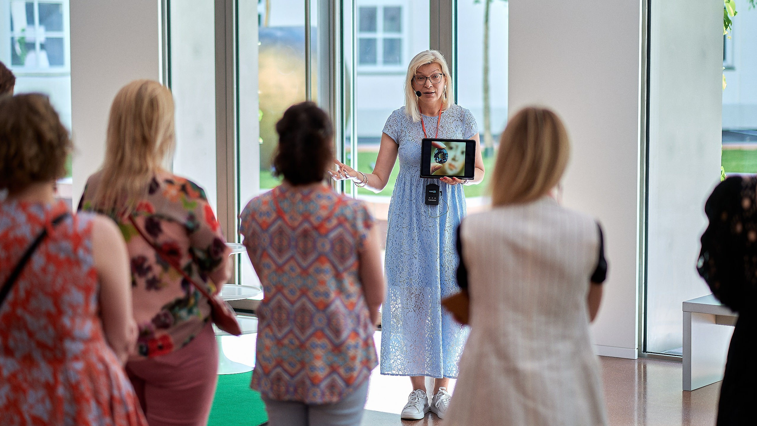 Vášeň v akcii – Fotografia športu, práce a kreatívnych procesov. Som Nikolay Samara, fotograf v Bratislave. Zameriavam sa na portréty, lifestyle, eventy a work and sport fotografiu s osobným pr