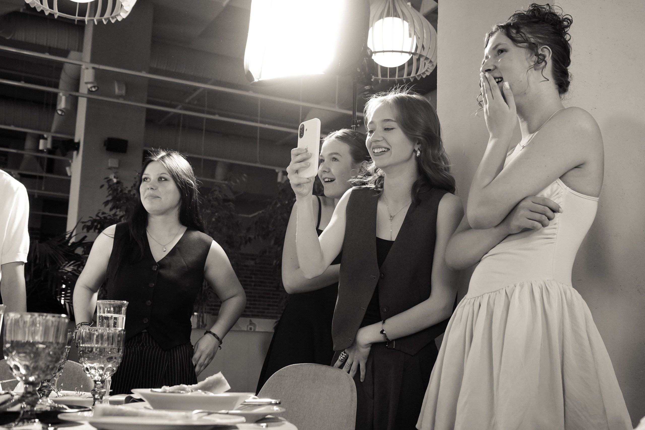 Выпускной вечер, гимназия № 40, 9 класс. Семейный и портретный фотограф в Екатеринбурге Анна Лобанова