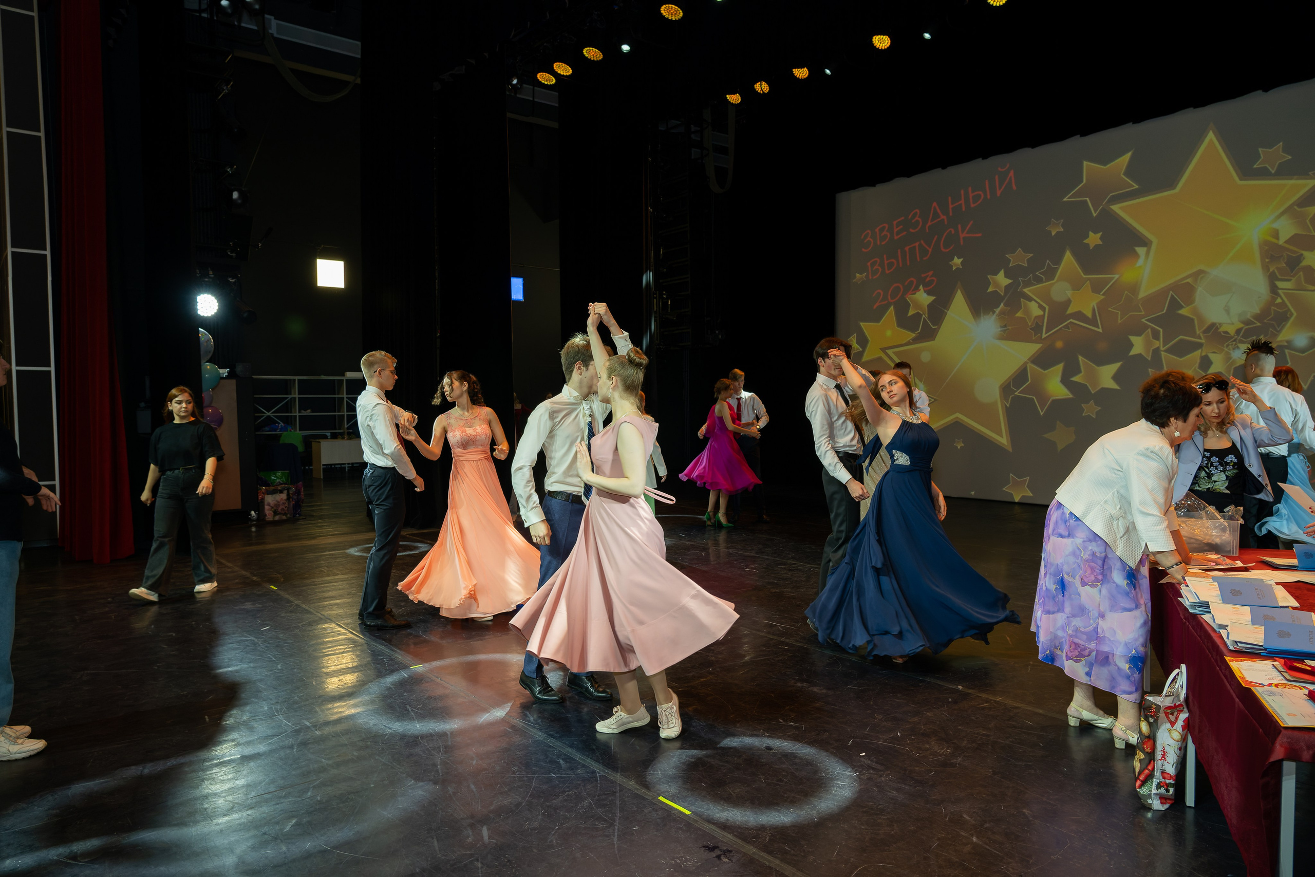 Съёмка на выпускной в школе 1155. «Студия DRONAVT`s» — видеосъёмка и фотография г. Москва