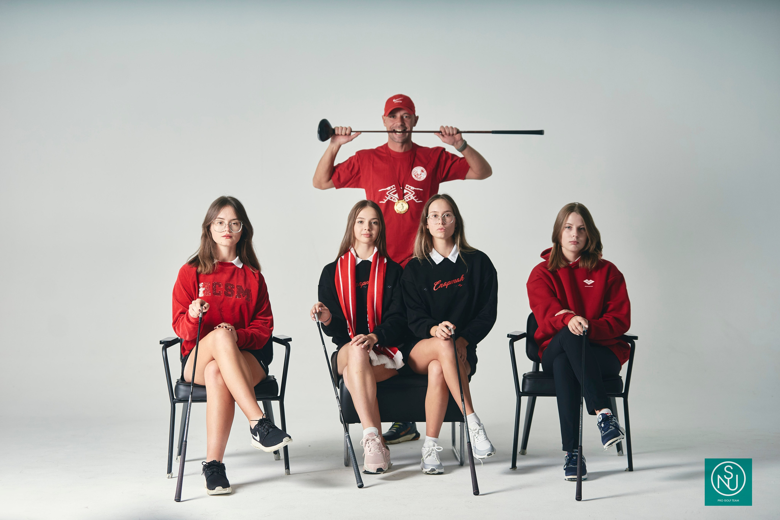 NSU съемка команды 2024. Академия гольфа NSU в Москве. Тренировки по гольфу для детей и взрослых, тренировки для новичков