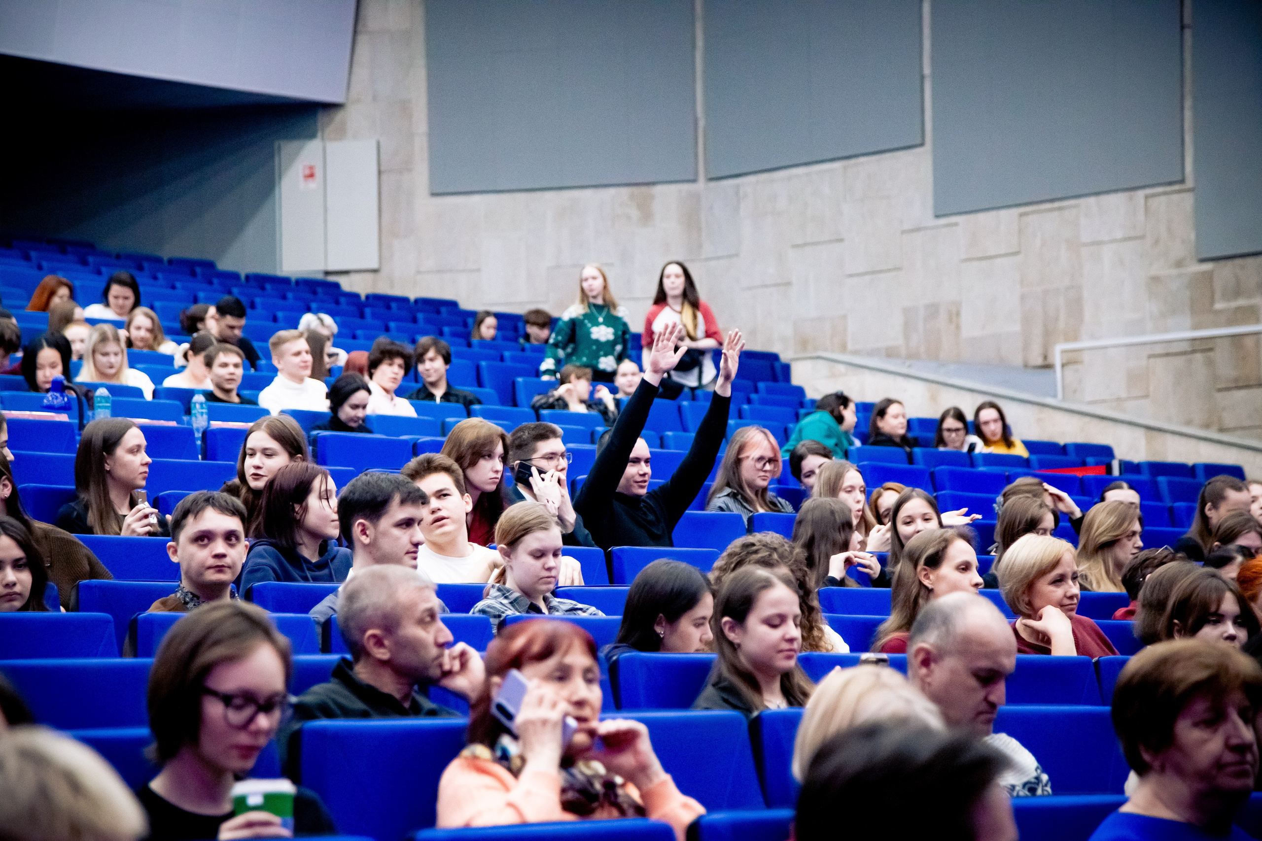 Студвесна ИФ и ИВМИиТ. Репортажный и портретный фотограф Казань / Горячих Полина