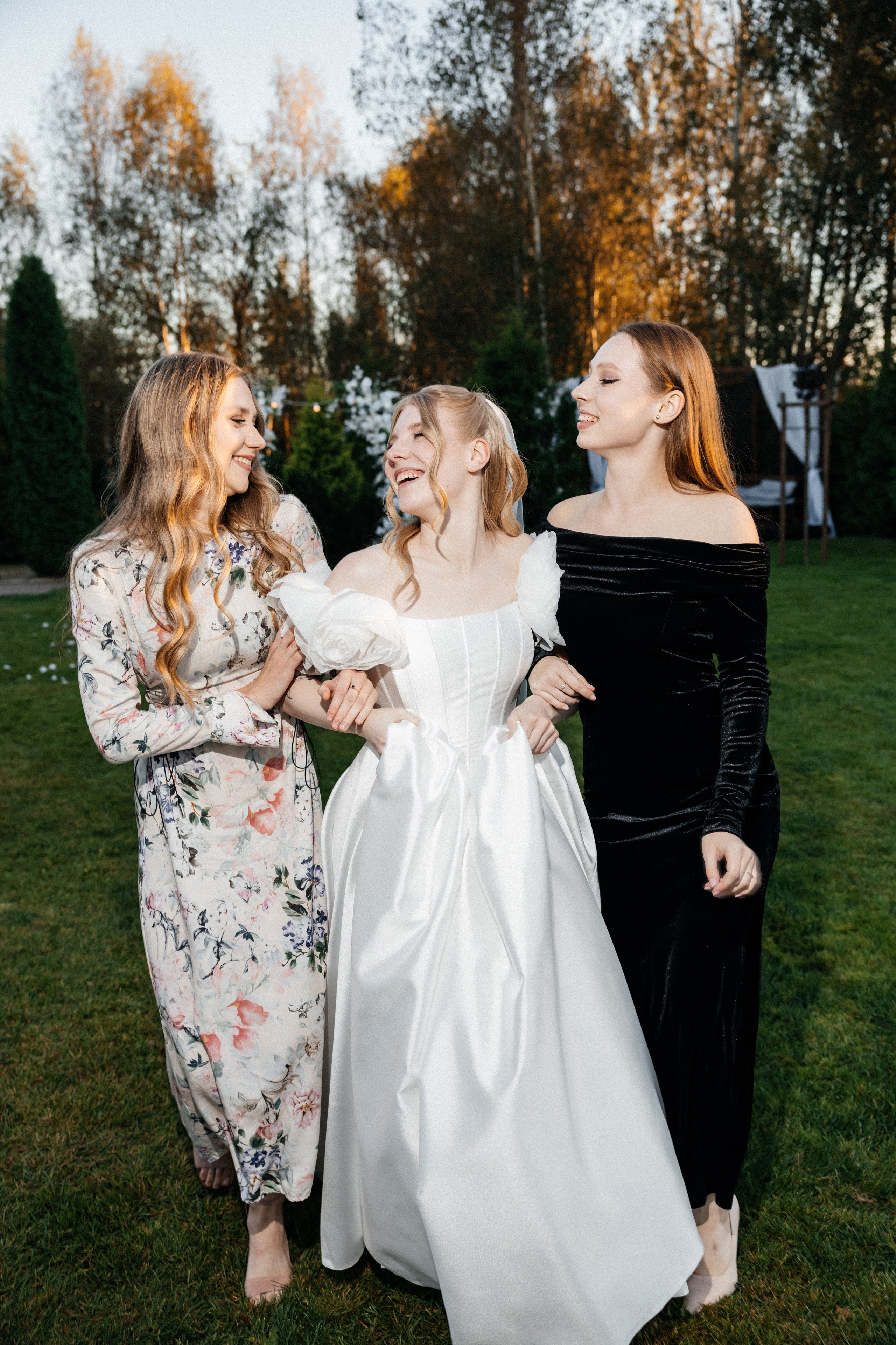 Молодые и влюблённые. СВАДЕБНЫЙ И РЕПОРТАЖНЫЙ ФОТОГРАФ | МИНСК, БЕЛАРУСЬ| ЮЛИАНА ВАСИЛЬКОВА