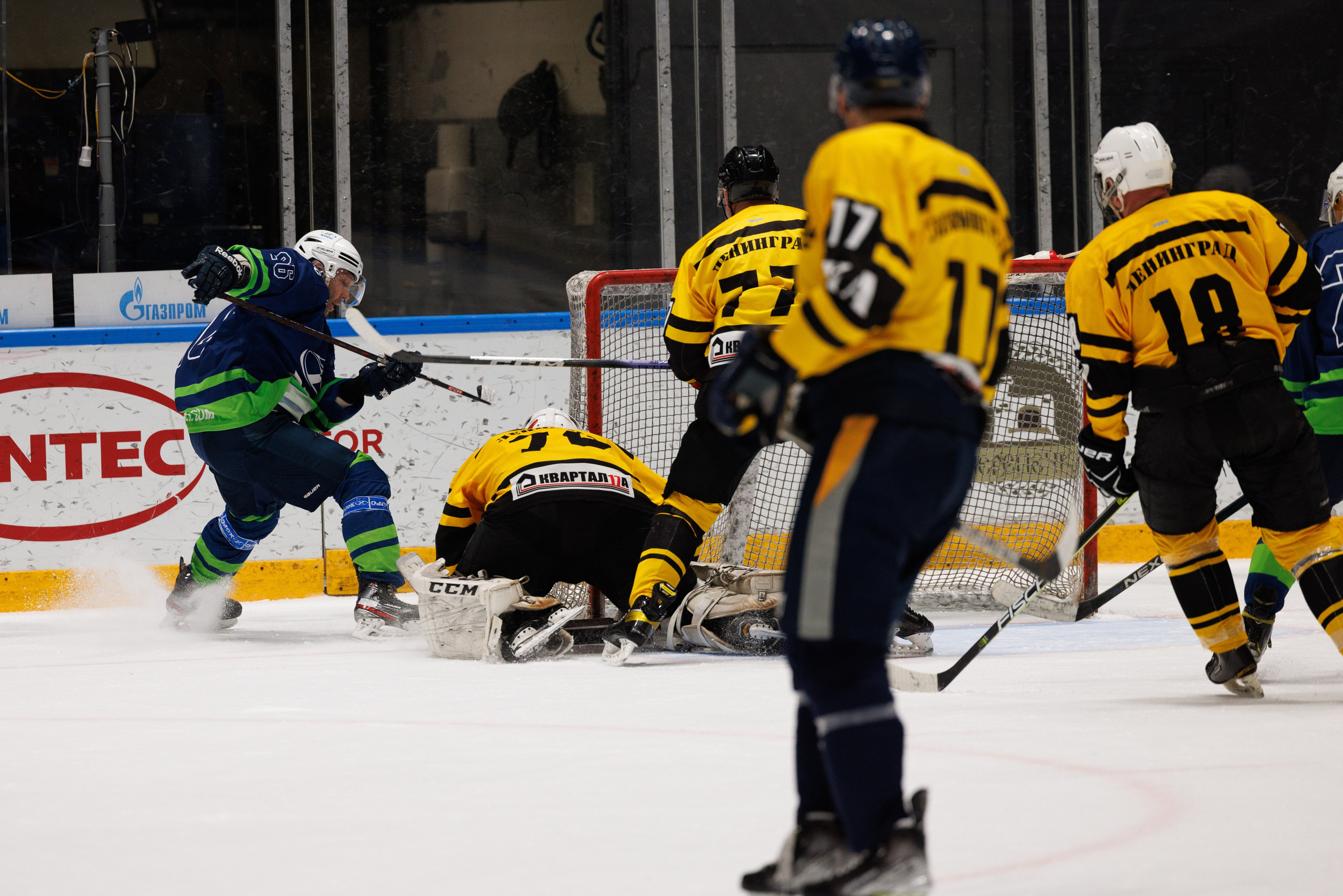 НХЛ (40+) Ижорец — Хорс 3-3. Фотограф Александр Заломаев