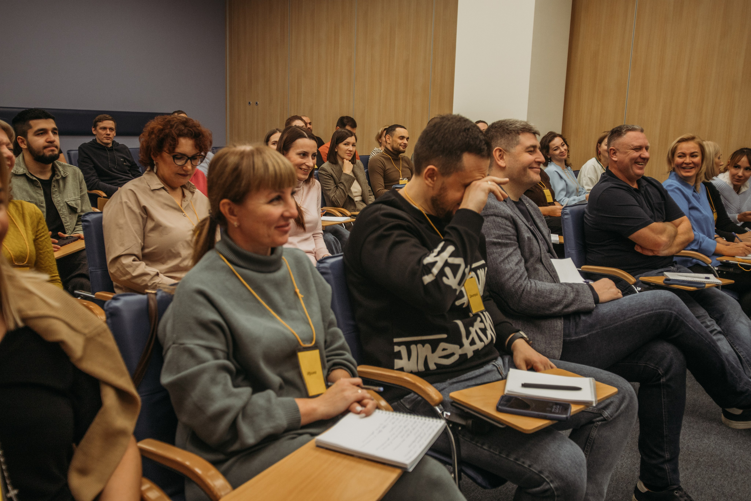 Тренинг по НЛП технологиям Михаила Пелехатого. Венера Гайн. Репортажный фотограф  Тюмень. Обучение фотографии с 0