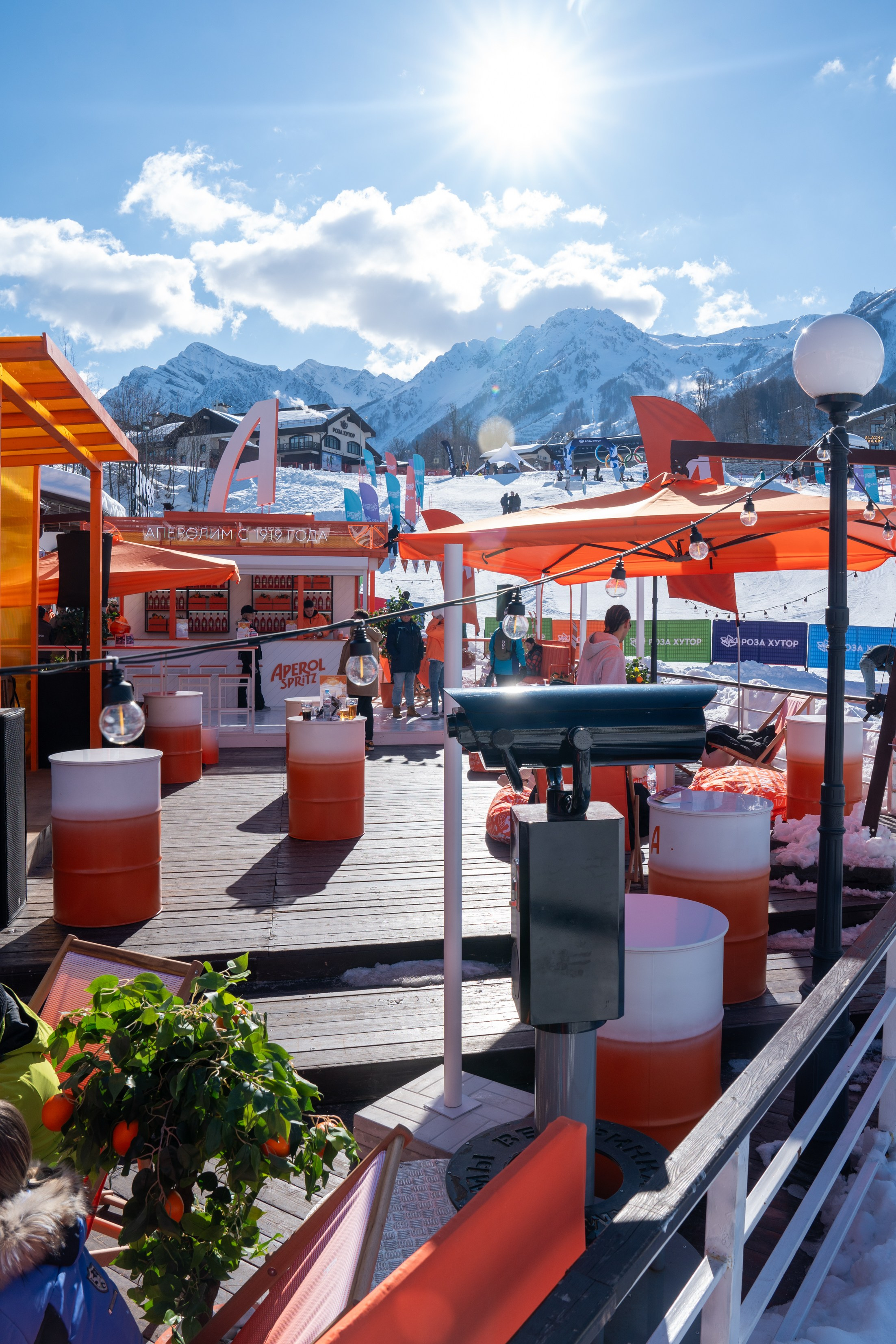 Фотоотчет партнерской интеграции Aperol Spritz на Роза Фест 2025. Репортажный фотограф в Красной Поляне и Сочи Павлюченко Екатерина