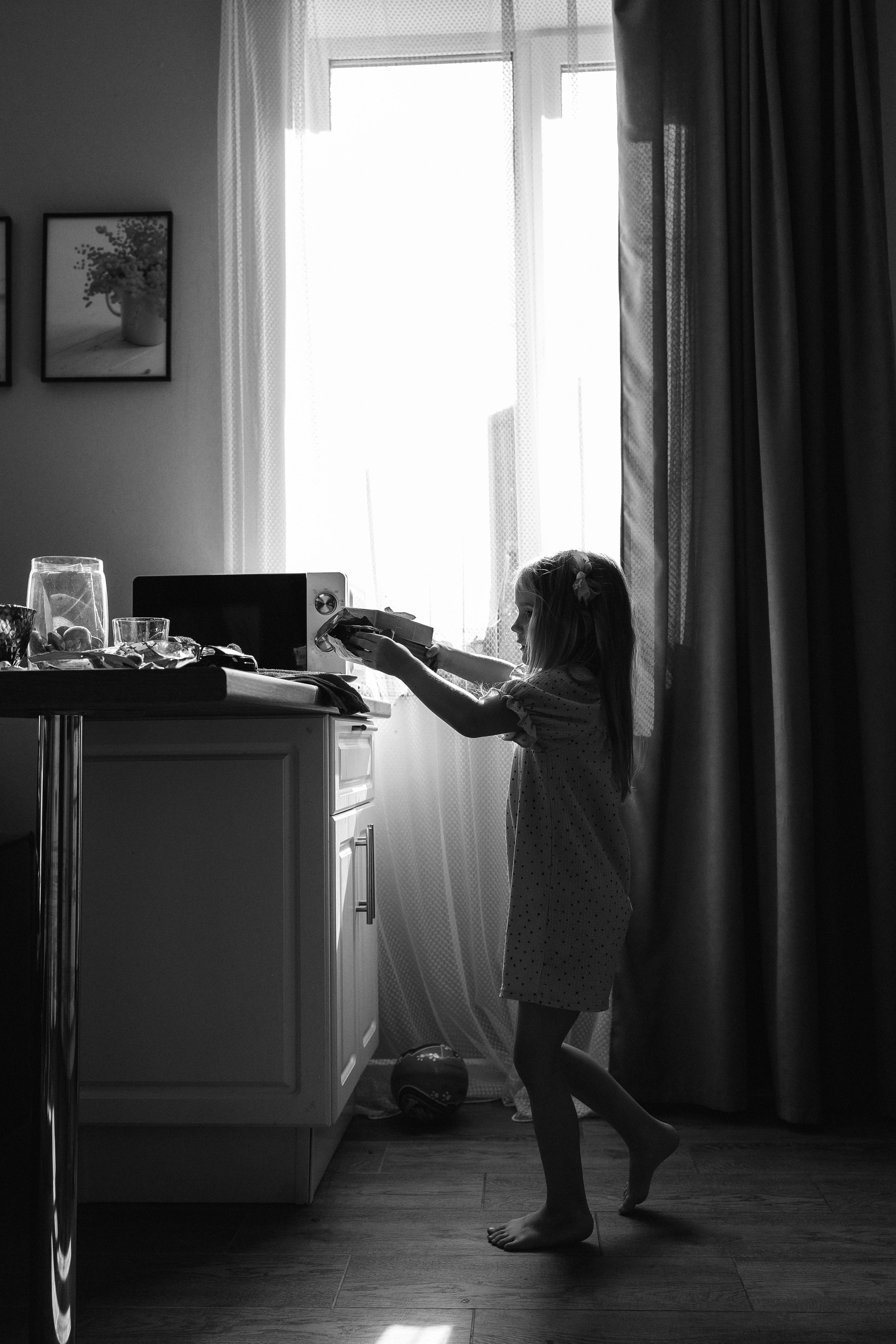 Домашняя съемка в своем доме для большой семьи Вадима, Ларисы, Полины, Элисии и Эрнеста. Семейный фотограф в Москве, Щелково, Фрязино _ Виктория Степанова