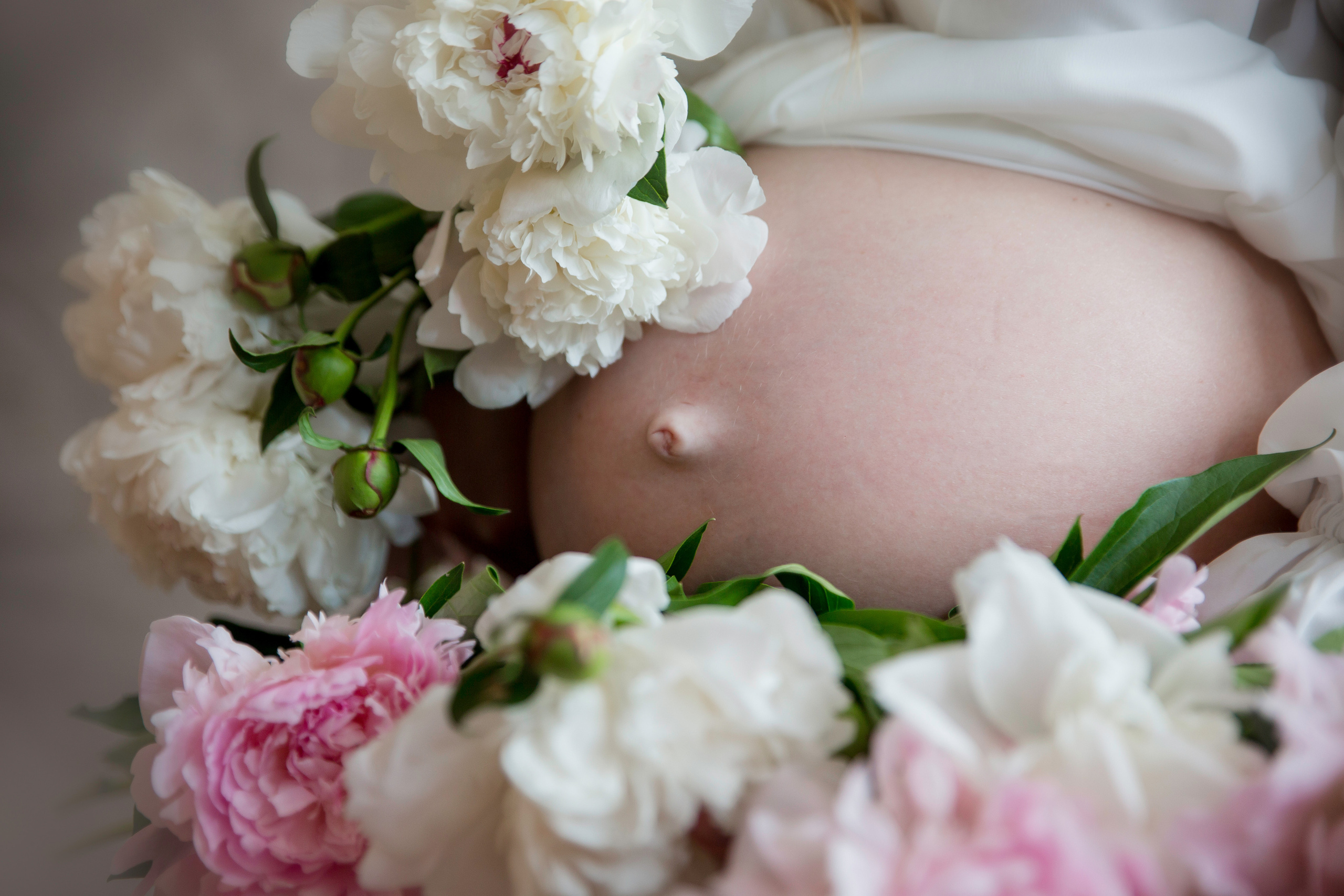 Фотосессия беременности «В ОЖИДАНИИ». Фотосессия новорожденного в Москве Newborn Angel