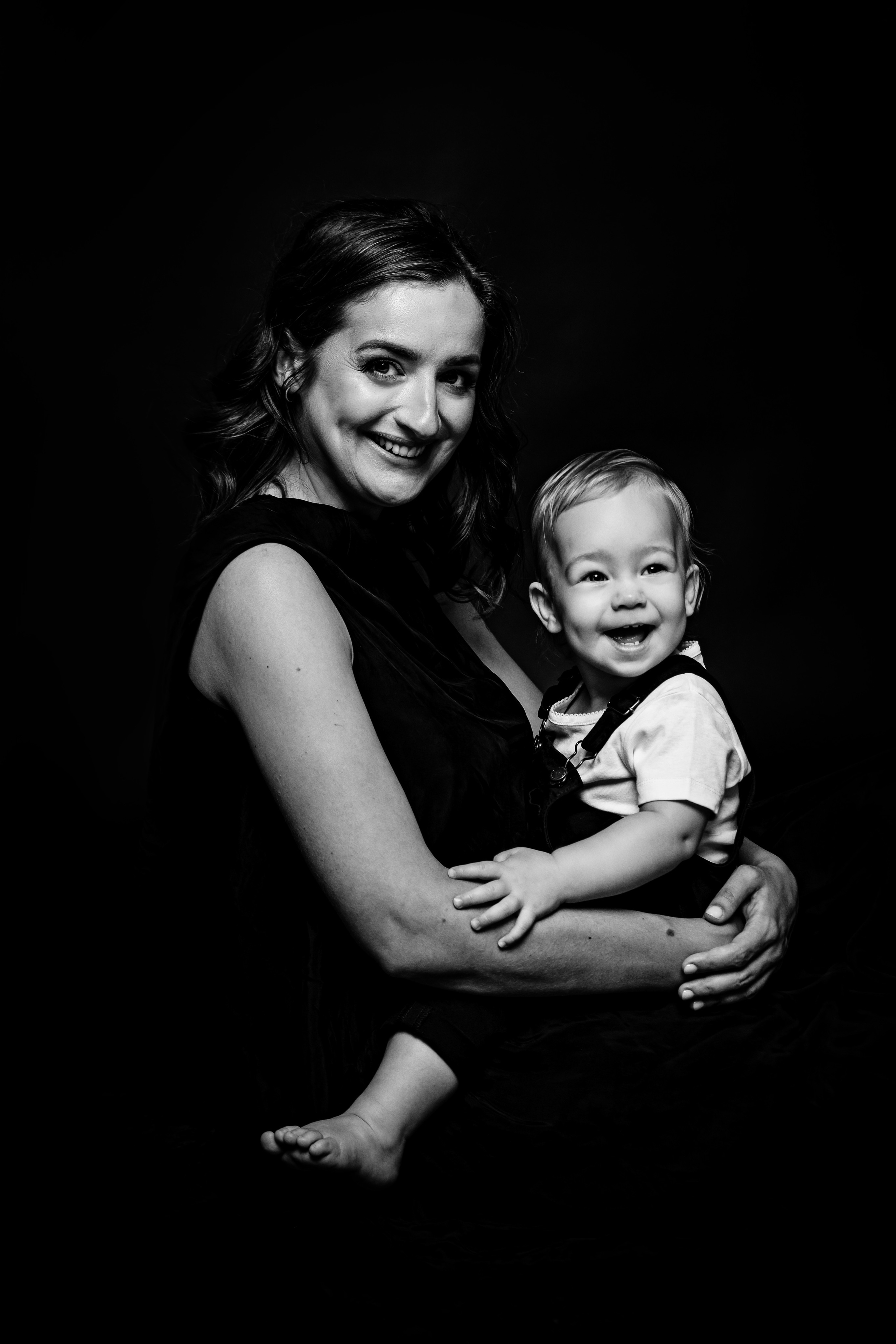 Съемка мамы и малыша в студии 