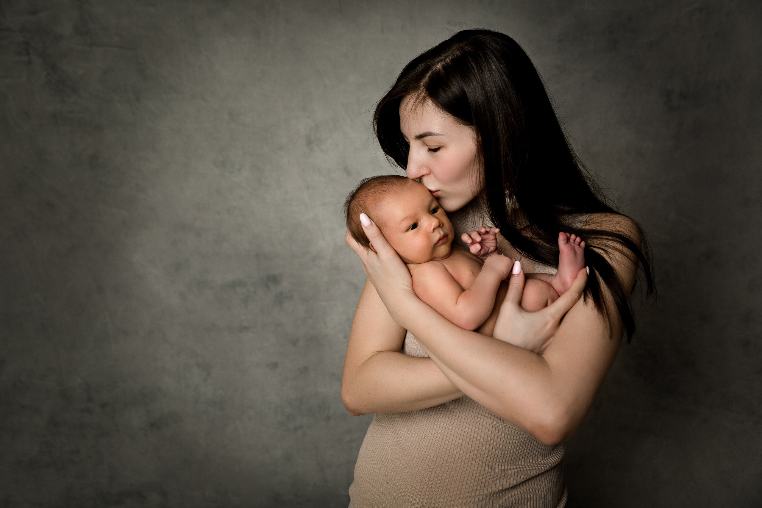 Фотографии с родителями. Фотосессия новорожденного в Москве Newborn Angel