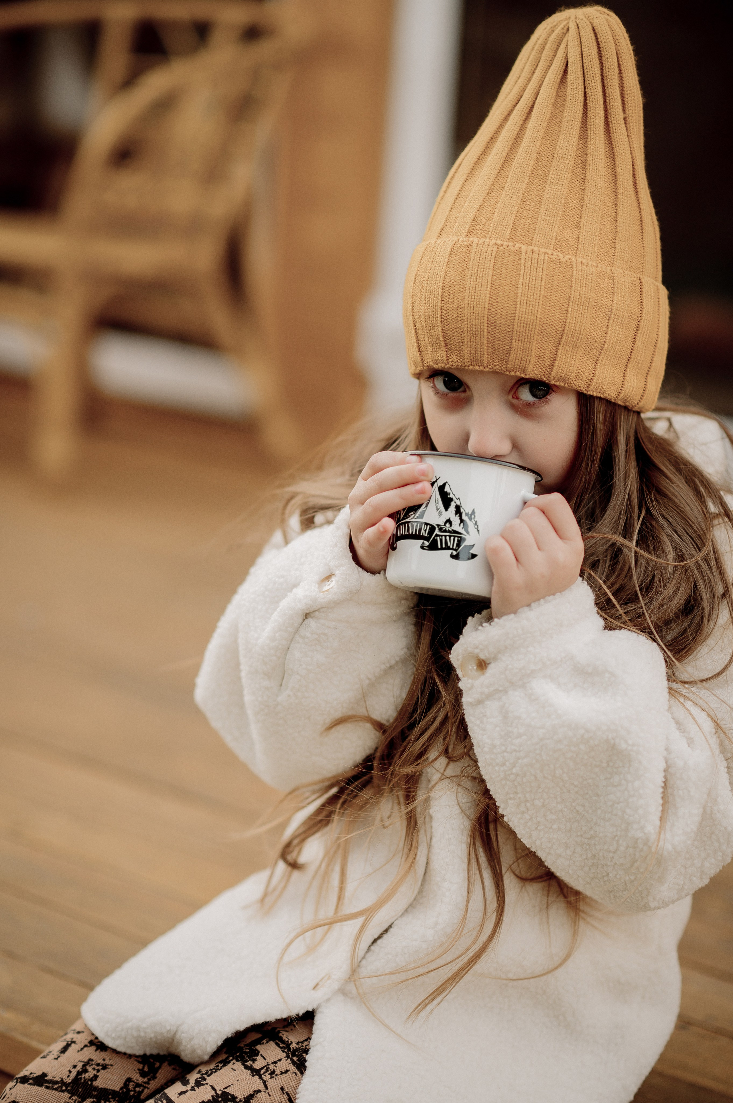 Катя, Дима, Настя и уютный домик. Фотограф Мария Стрелкова