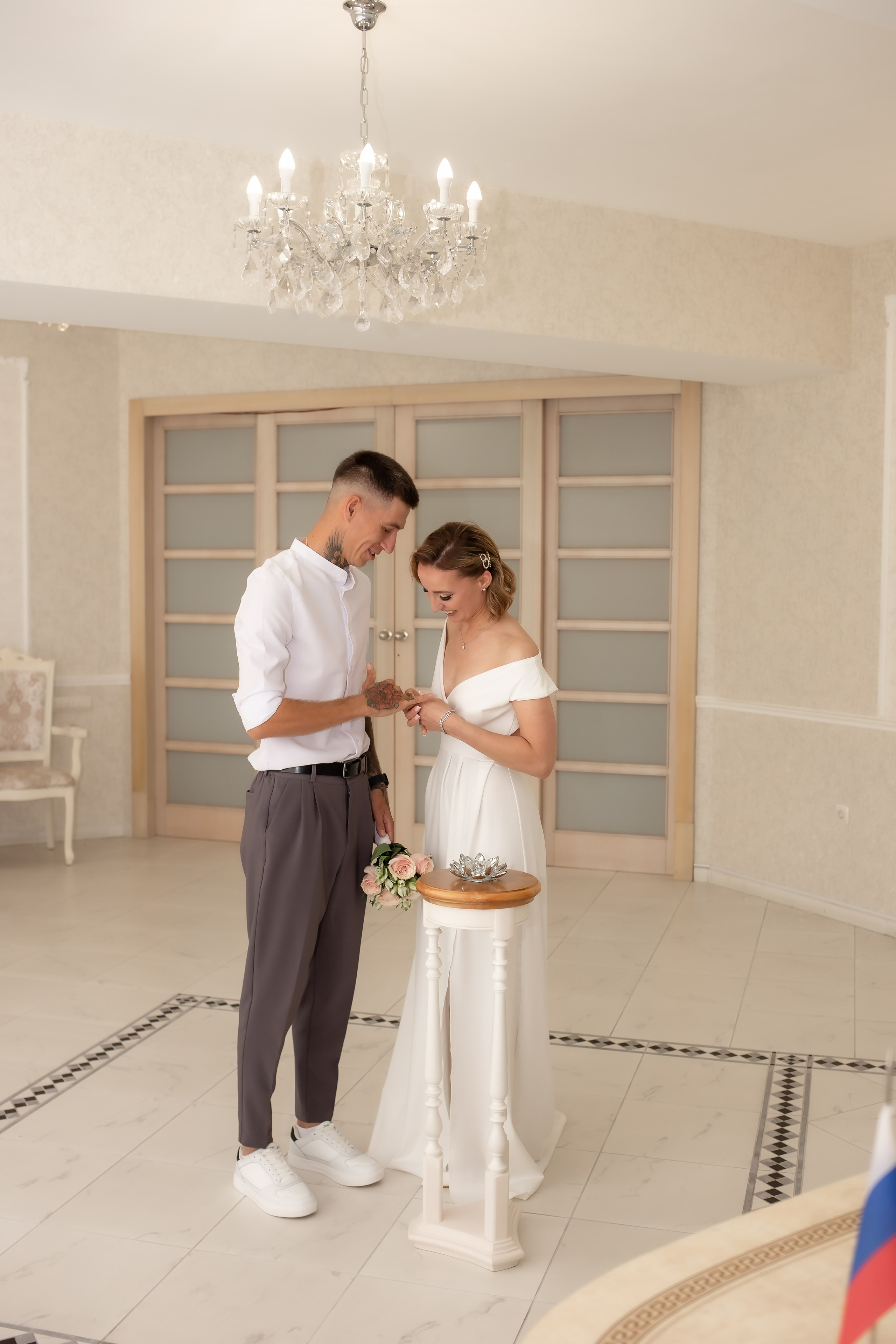 Саша и Вика. Биржевой сквер. Фотограф в Калининграде Решетникова Алина