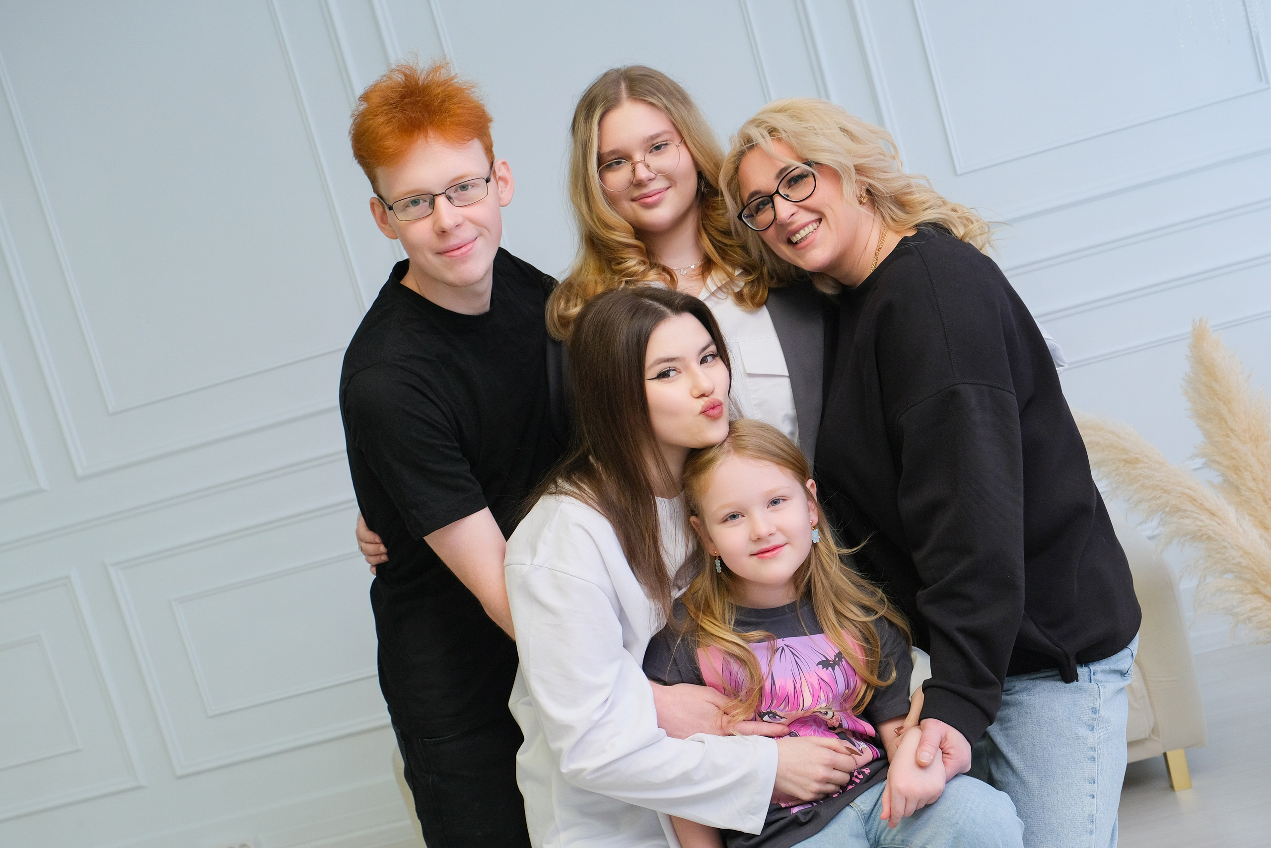 Семейная фотосессия в студии