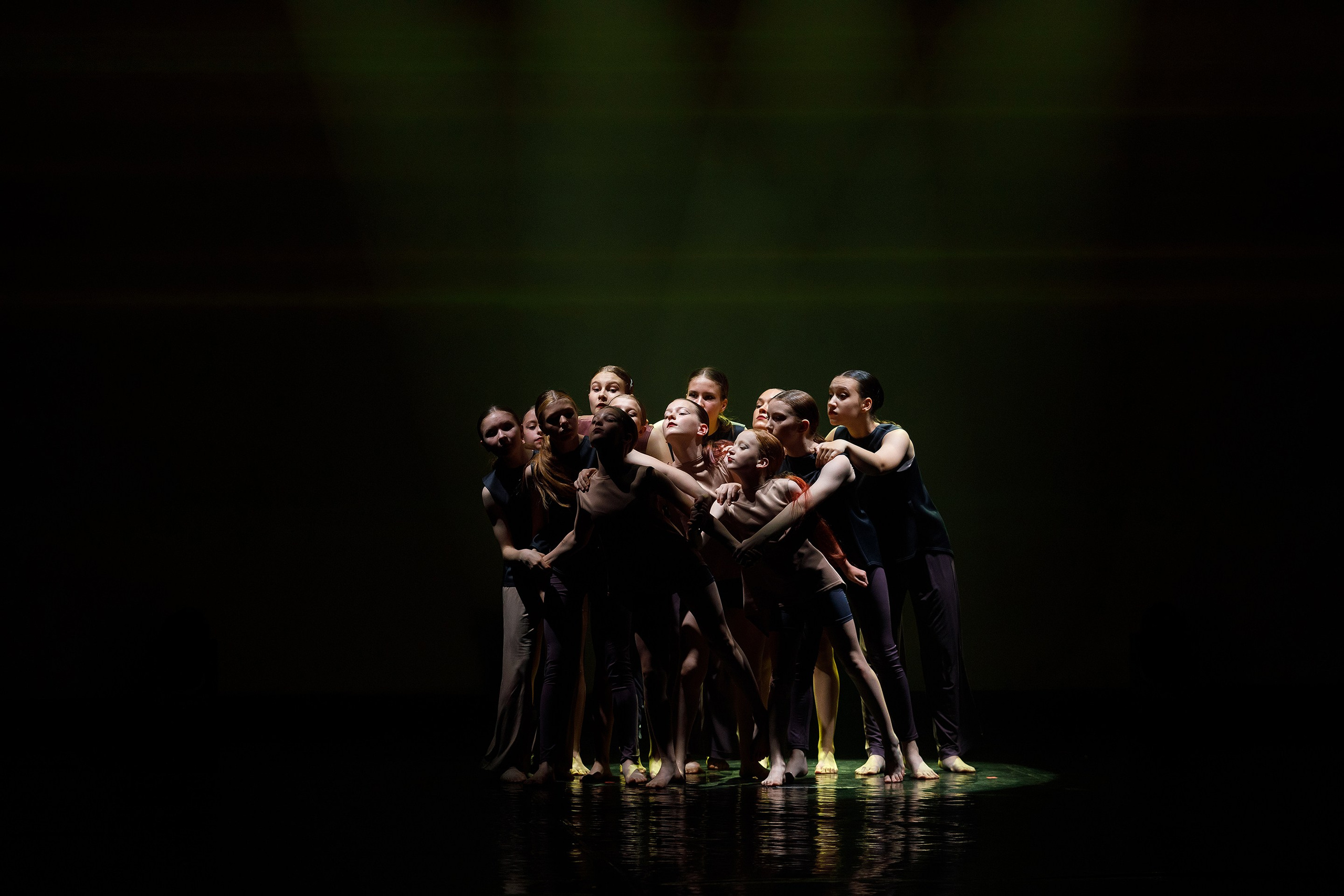 Репортажная фотосъемка отчетного концерта. Профессиональный фотограф в Новосибирске