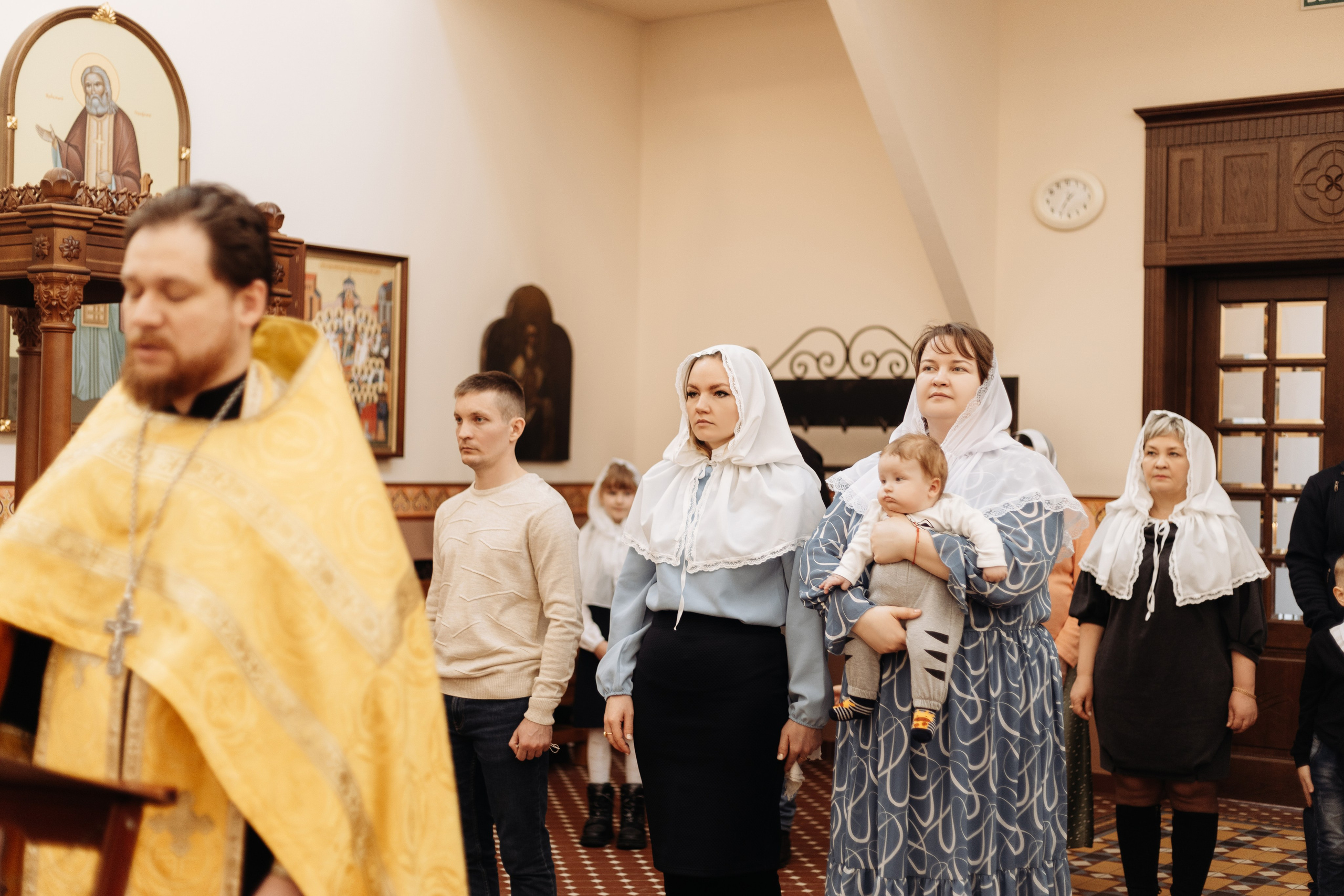 Таинство Крещения в Храме иконы Божией Матери Скоропослушницы. Семейный фотограф в Рязани и Рязанской области