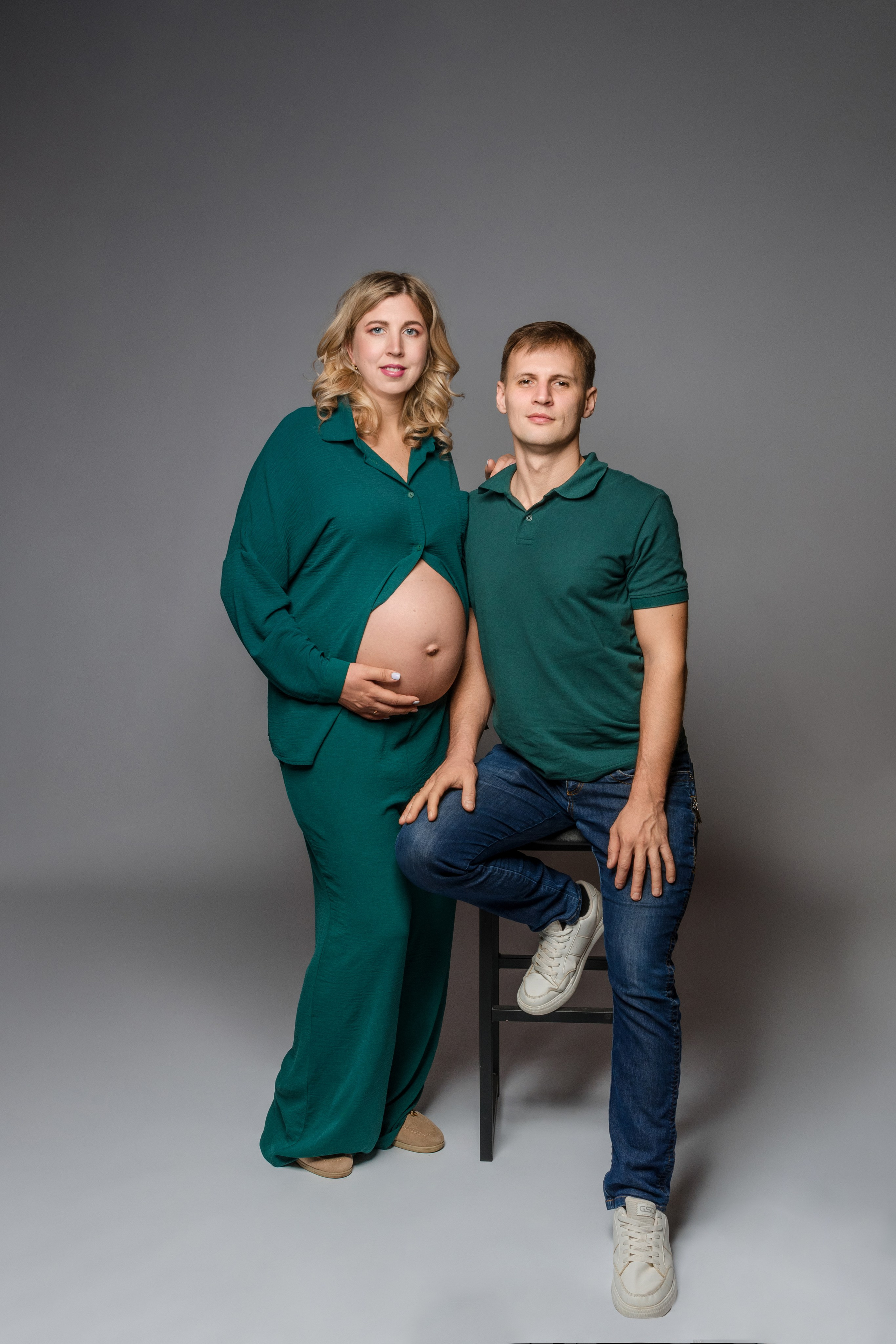 Беременность. Индивидуальные, семейные, студийные съемки в Серпухове и за пределами