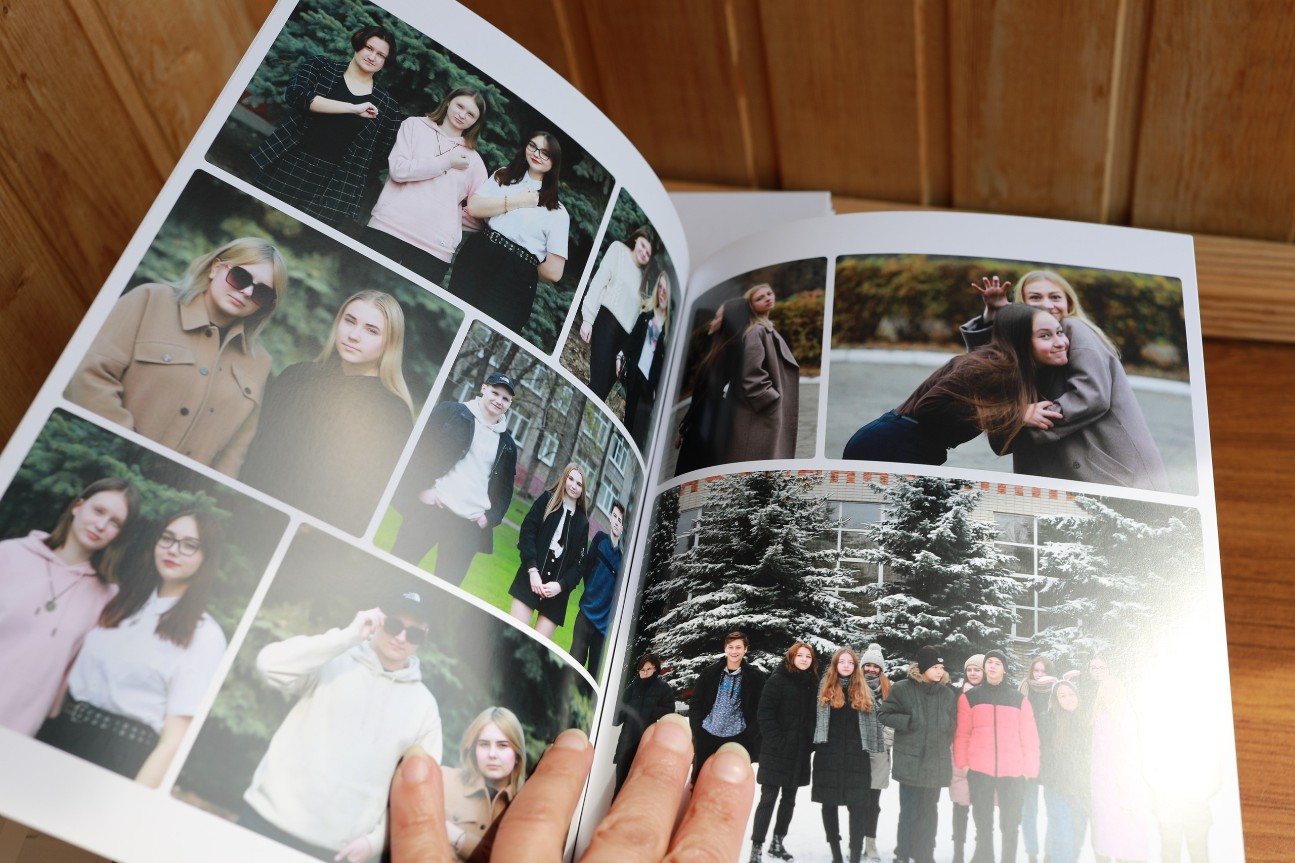 Готовые выпускные альбомы. Medlori fotobook Выпускные альбомы в Липецке Лариса Медведева