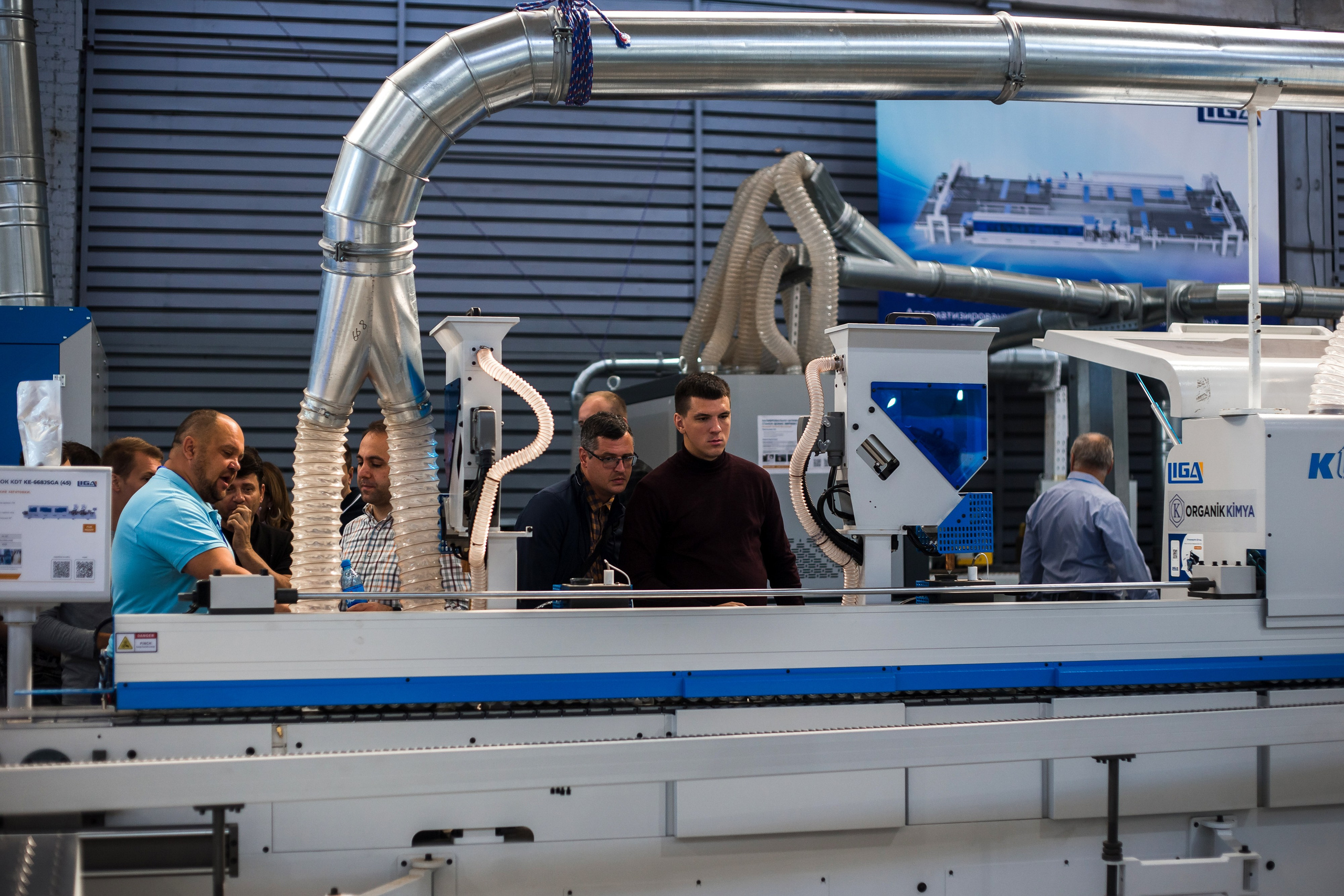 Выставка ТЕСТ-ДРАЙВ.МЕБЕЛЬНОЕ ПРОИЗВОДСТВО И ДЕРЕВООБРАБОТКА. БРЯНСК 2023. Портретный, семейный, свадебный фотограф в Брянске Маргарита Василькова