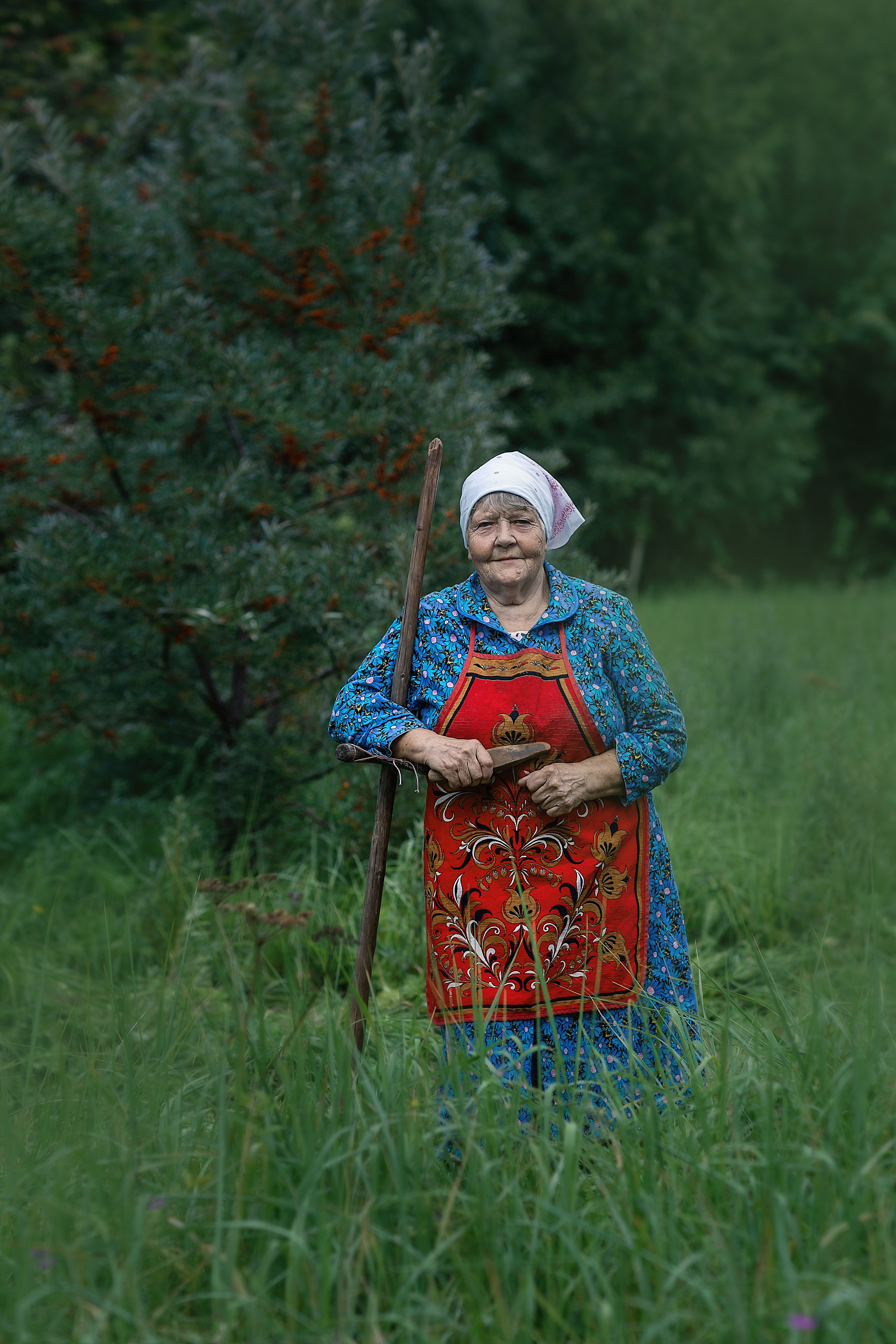 «Вы чувствуете это запах свежескошенной травы?»_2022. Семейный фотограф в Санкт-Петербурге