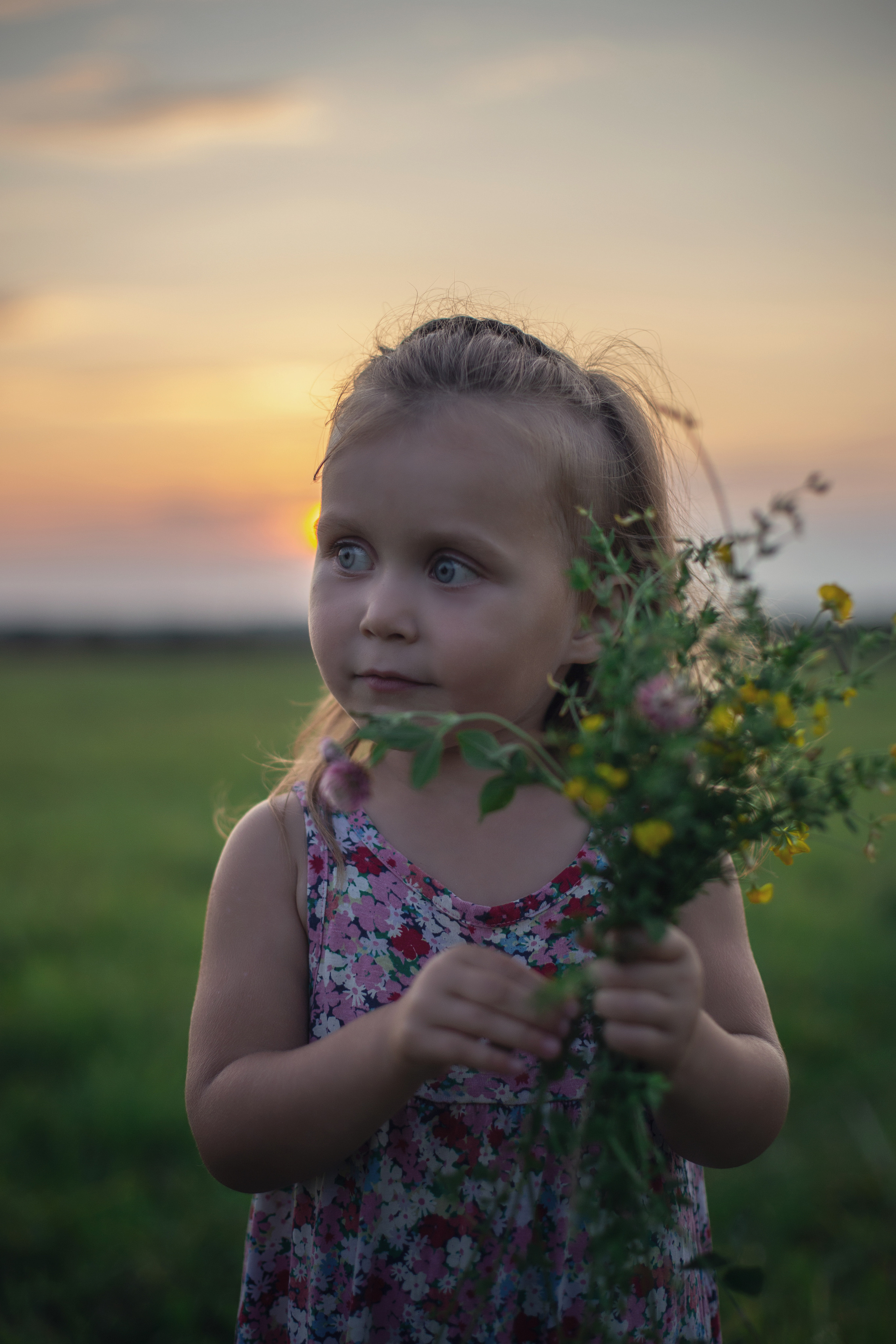 Сестрички_Алиса и Вероника_2022. Семейный фотограф в Санкт-Петербурге