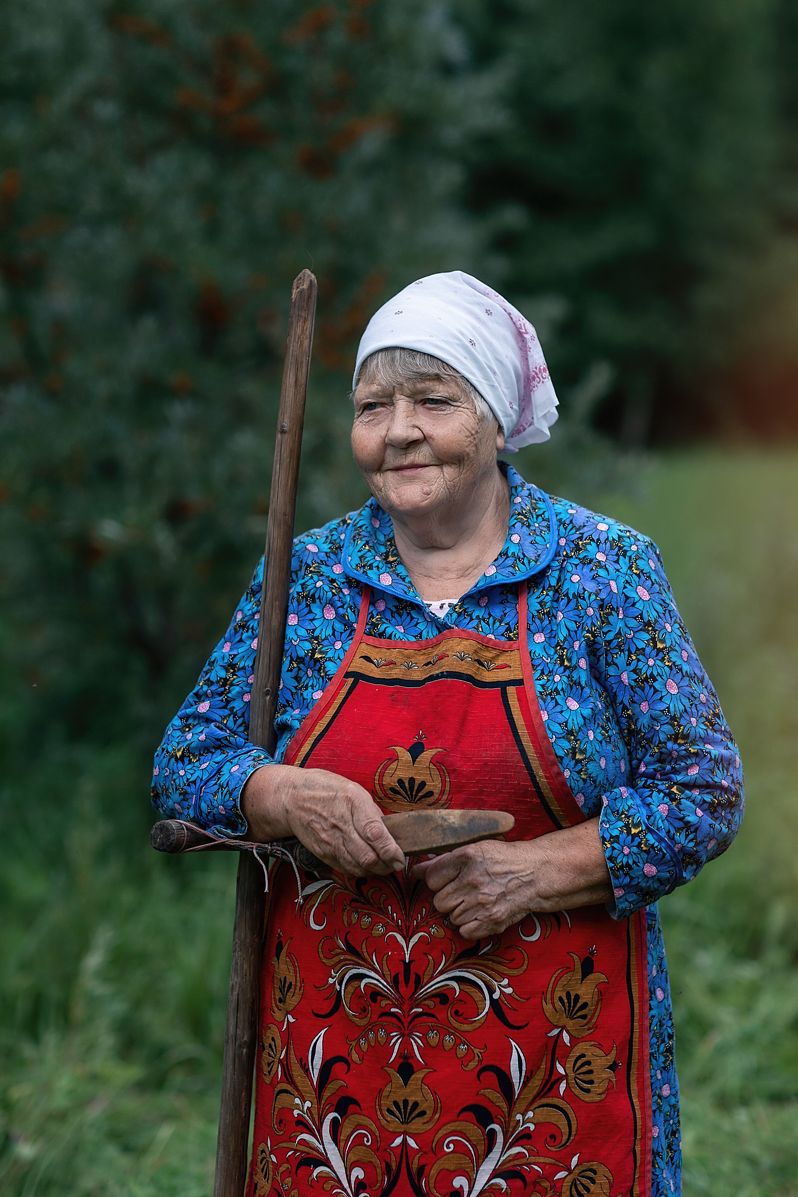 «Вы чувствуете это запах свежескошенной травы?»_2022. Семейный фотограф в Санкт-Петербурге