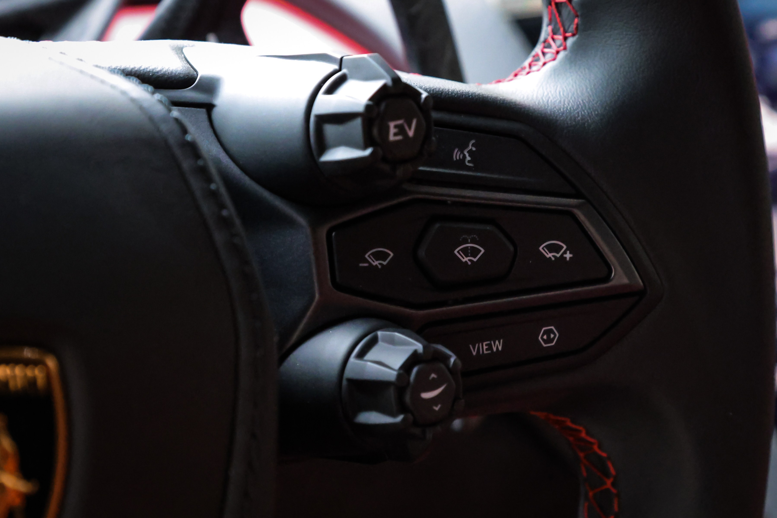 2024 Lamborghini Revuelto 6.5 AMT. Mixturecaptures