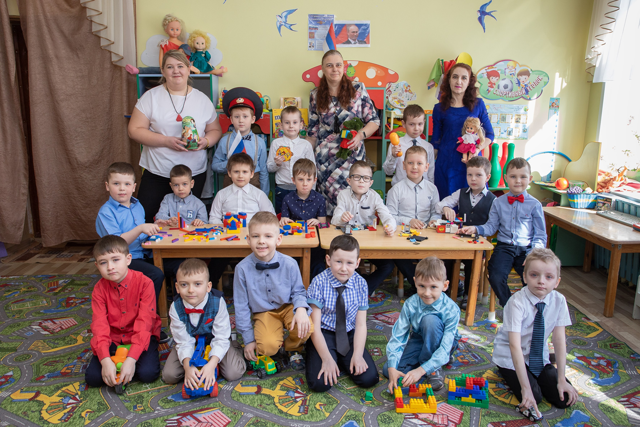 Сюжетные фотографии. Выпускные альбомы и фильмы