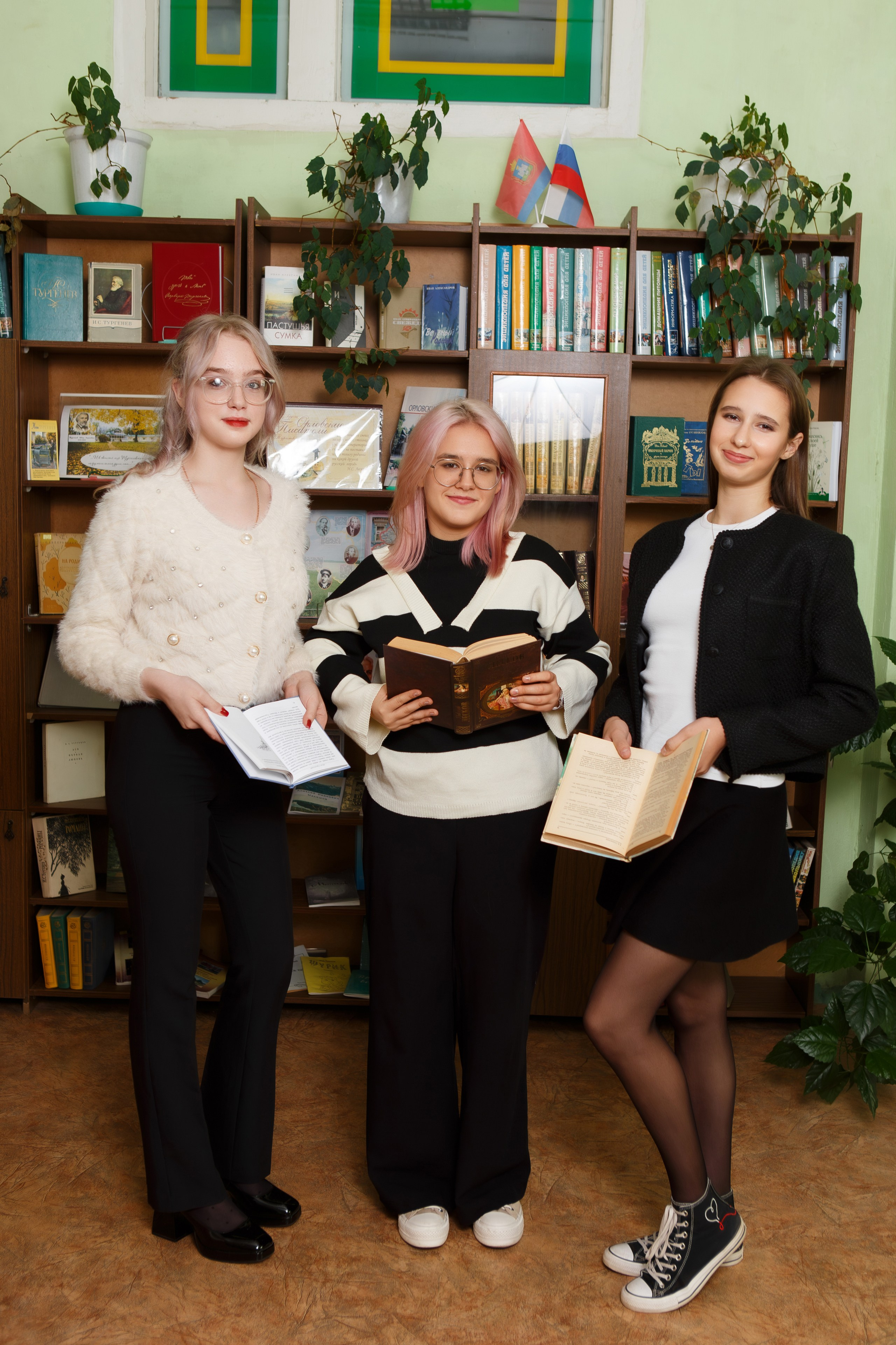 ФОТОСЕССИЯ ДЛЯ 9 КЛАССА «ГИМНАЗИЯ». ТВОЙ АЛЬБОМ / ТВОИ ПРАВИЛА