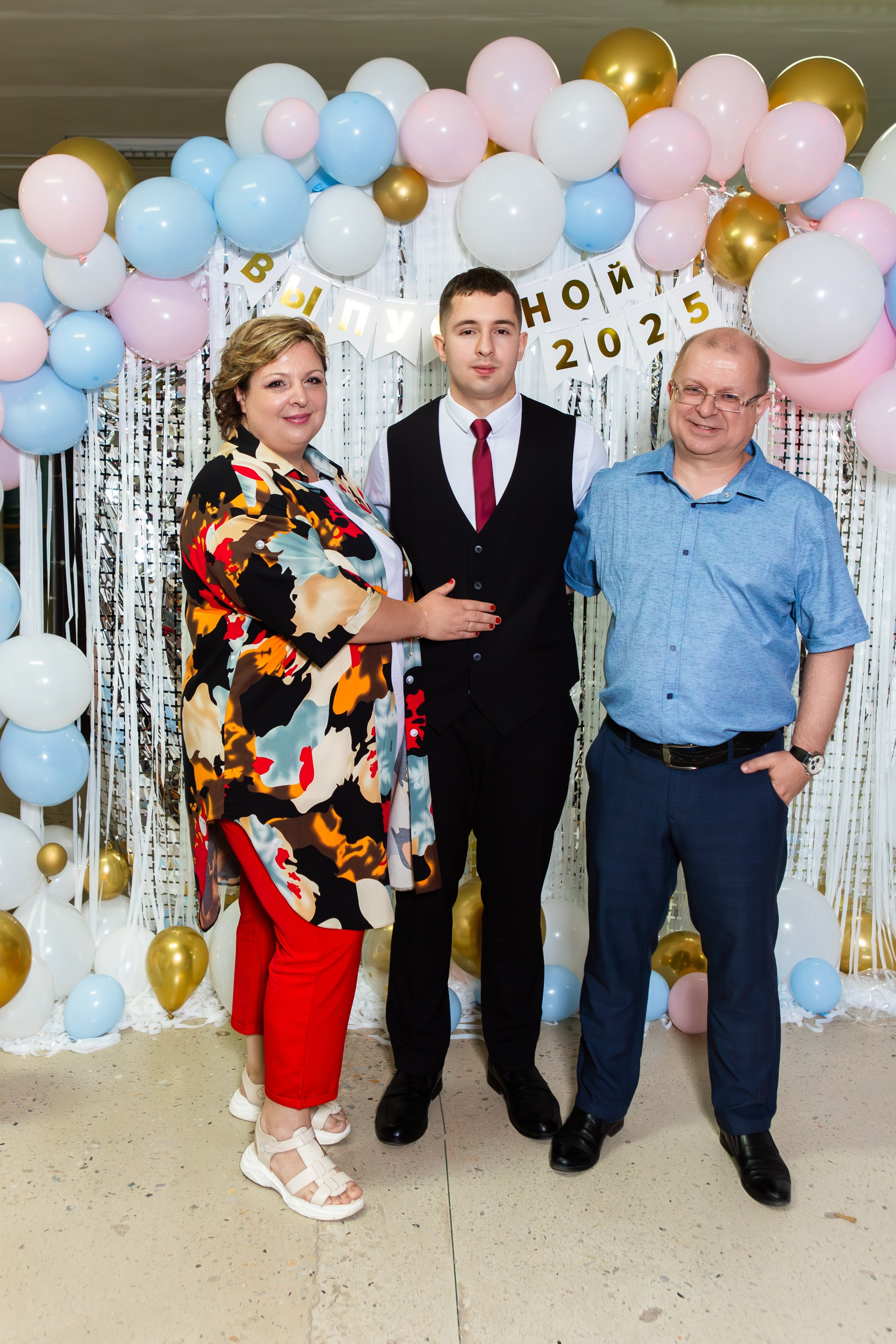 ФОТОСЕССИЯ С РОДИТЕЛЯМИ ВЫПУСКНОЙ 2025 9 ШКОЛА МЦЕНСК. ТВОЙ АЛЬБОМ / ТВОИ ПРАВИЛА