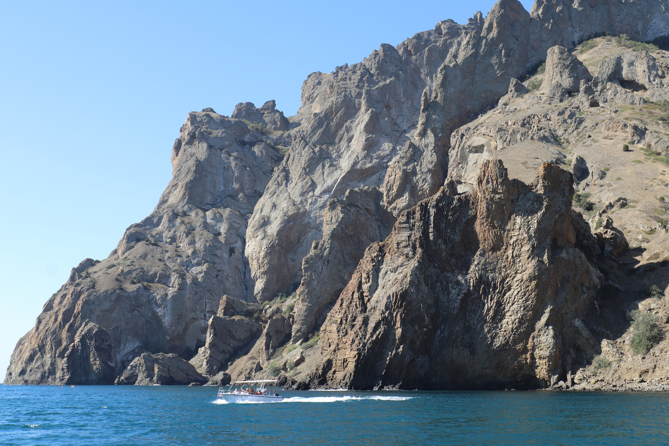 Крым. ЮБК (Судак, Карадаг, гора Клементьева, Меганом, Ильяс-Кая). Сентябрь 2020. Путешественник-фотограф из Санкт-Петербурга Татьяна Свистулина