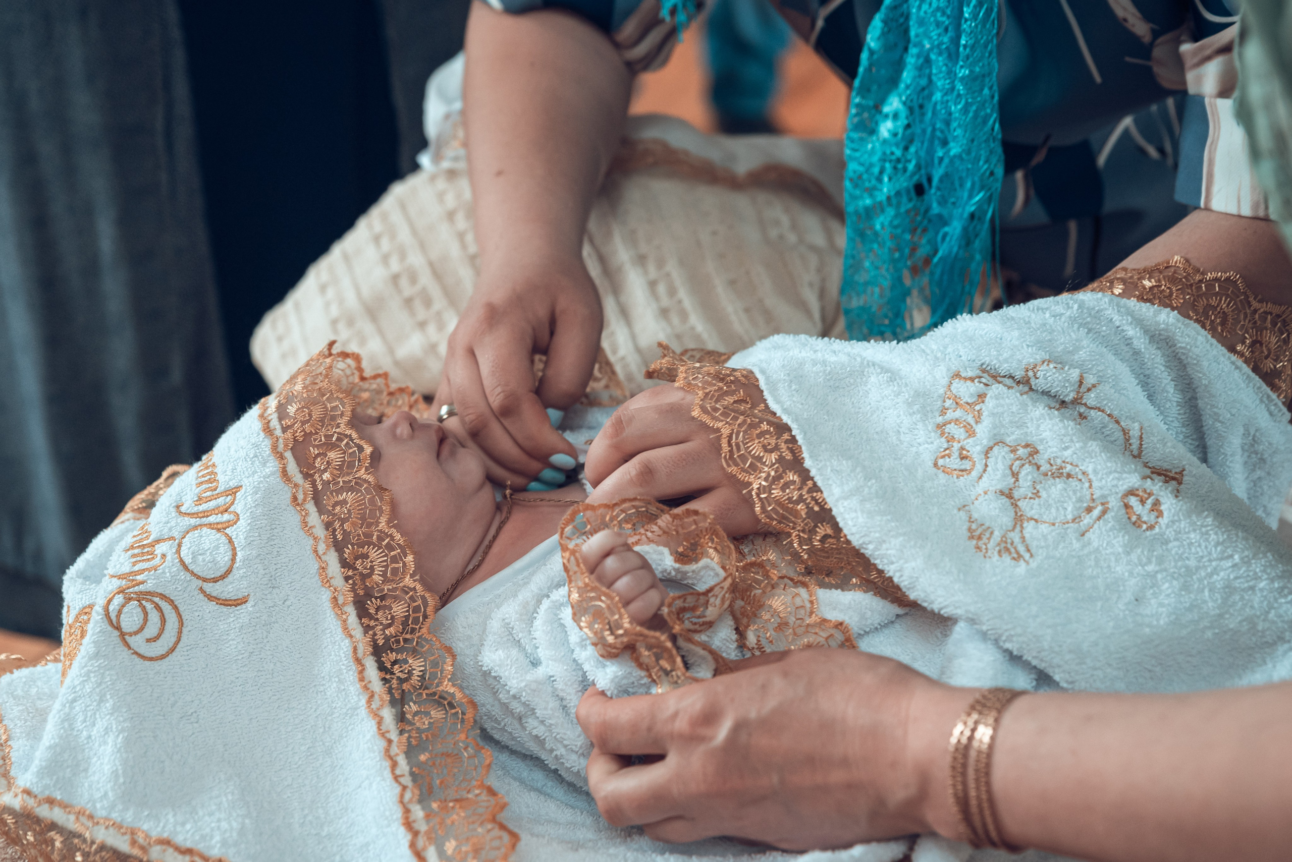 Фотограф в храме. Дарья Нетреба Фотограф на Крещение, Венчание Псков и область