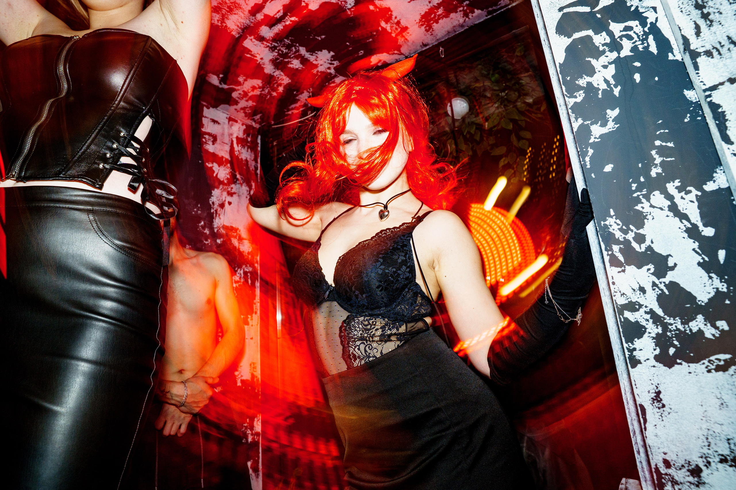 Halloween party. Бар разбитых сердец. Концертный и репортажный фотограф в Санкт-Петербурге Слава Пахомов