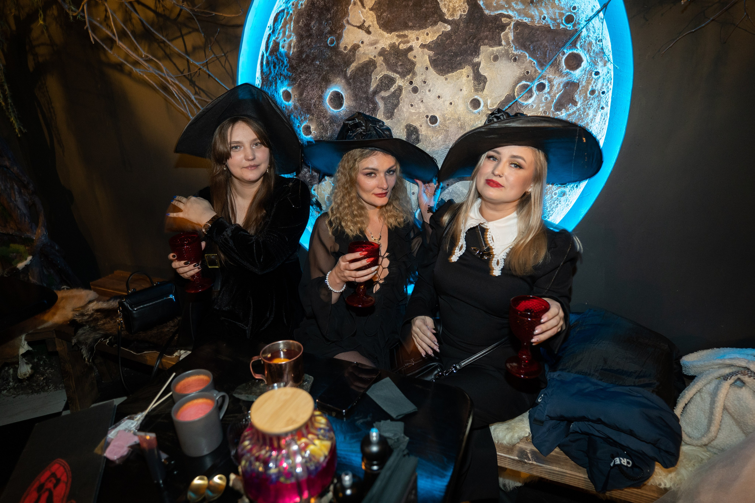 Хэллоуин в Молоте ведьм. Концертный и репортажный фотограф в Санкт-Петербурге Слава Пахомов