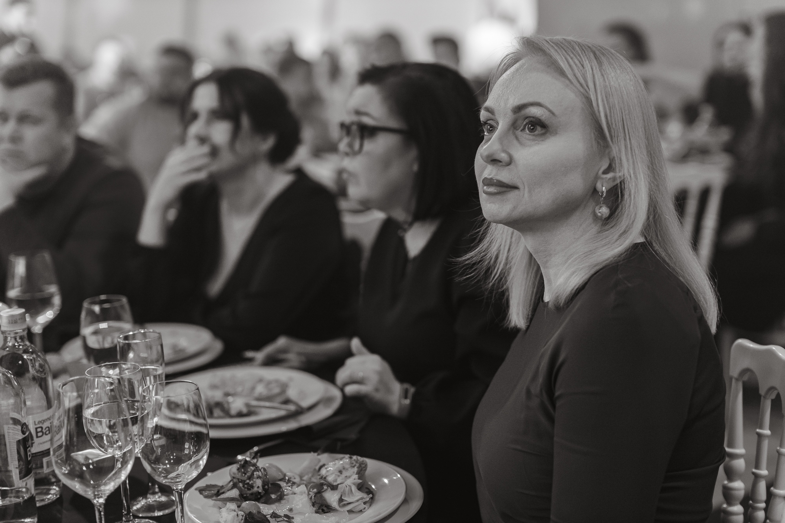 Корпоратив ПолСтраны. Свадебный и портретный фотограф в Королёве Сергей Чихарев