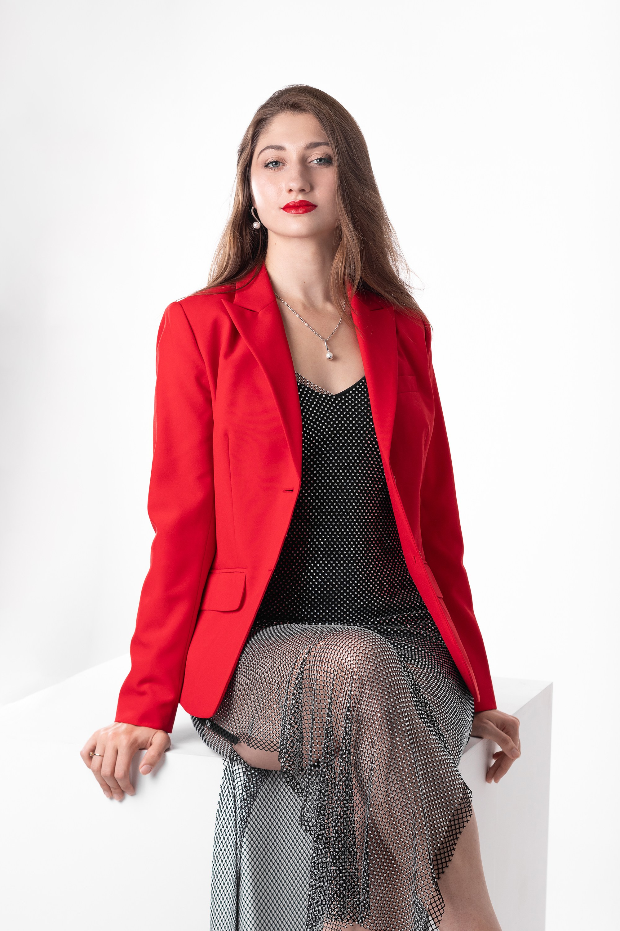 Стилизованная съемка в студии. AI Фотограф Краснодар: мужские и женские фотосессии, стилизация съемки. Нейро-фотосессии онлайн