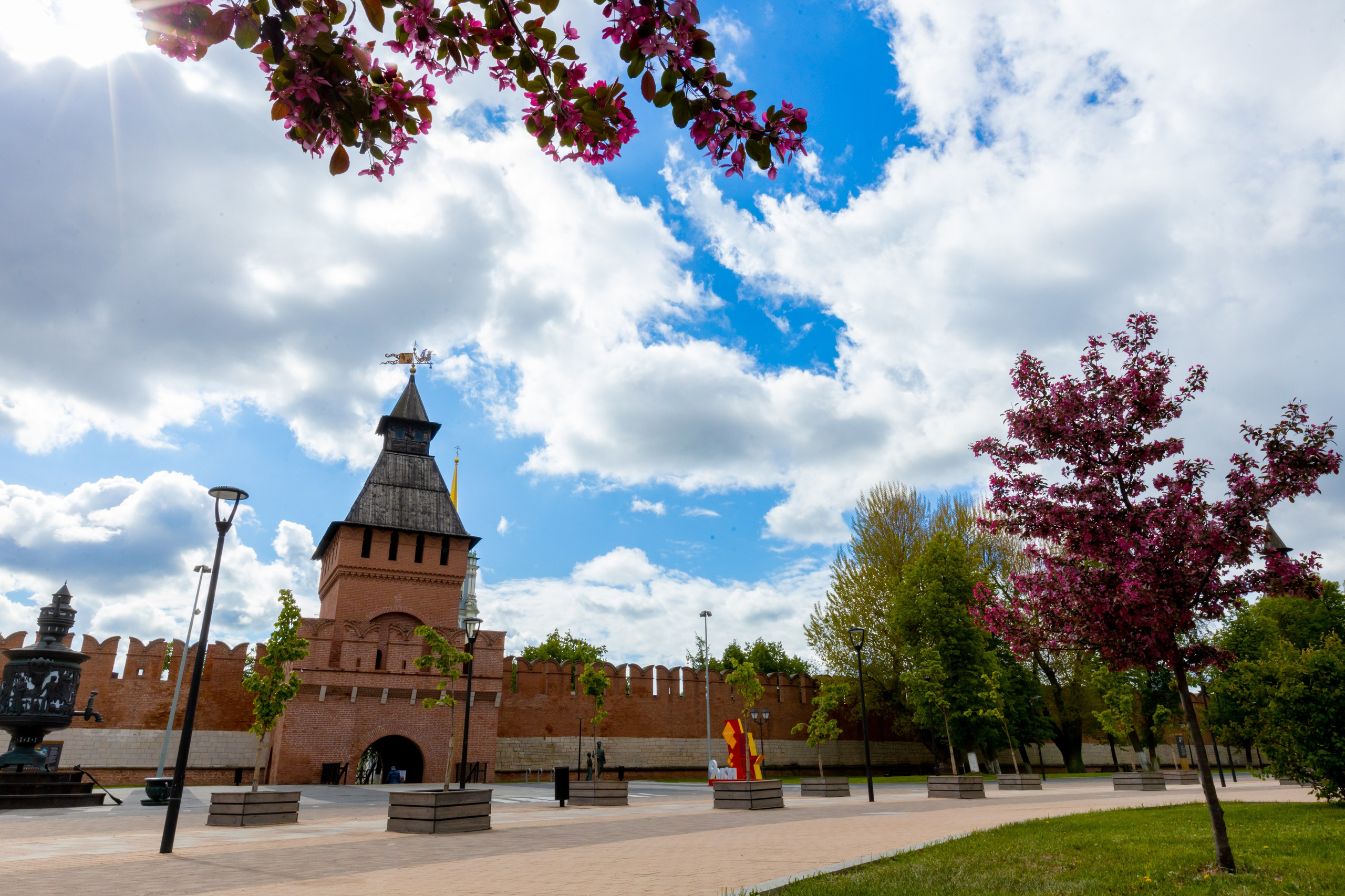 Весеннее цветение в Туле. Фотограф в Туле Крупский АнДРей. Фотостудия «КАДР71» в Туле