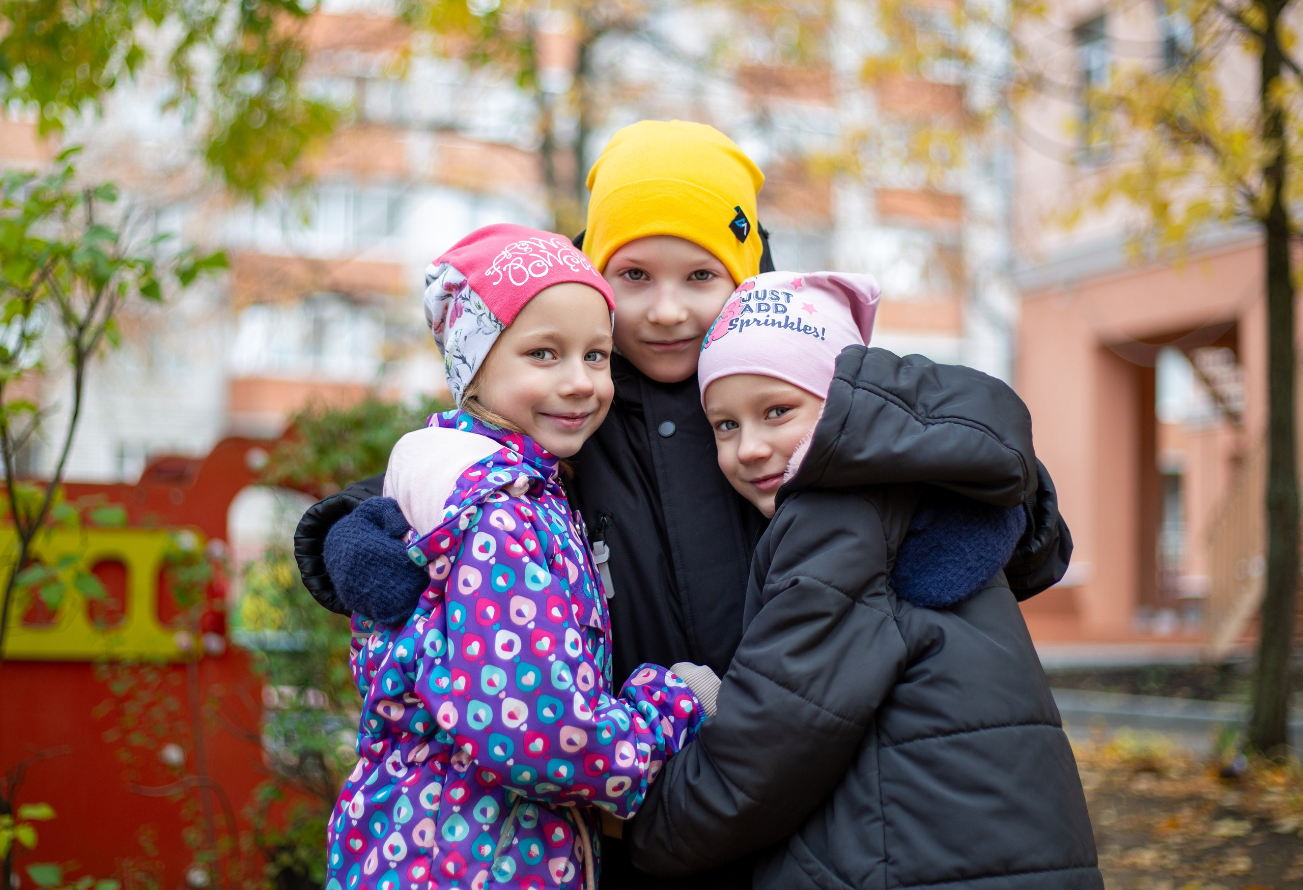 Детский сад на прогулке. Выпускные альбомы Воронеж " СОКОЛ фото»
