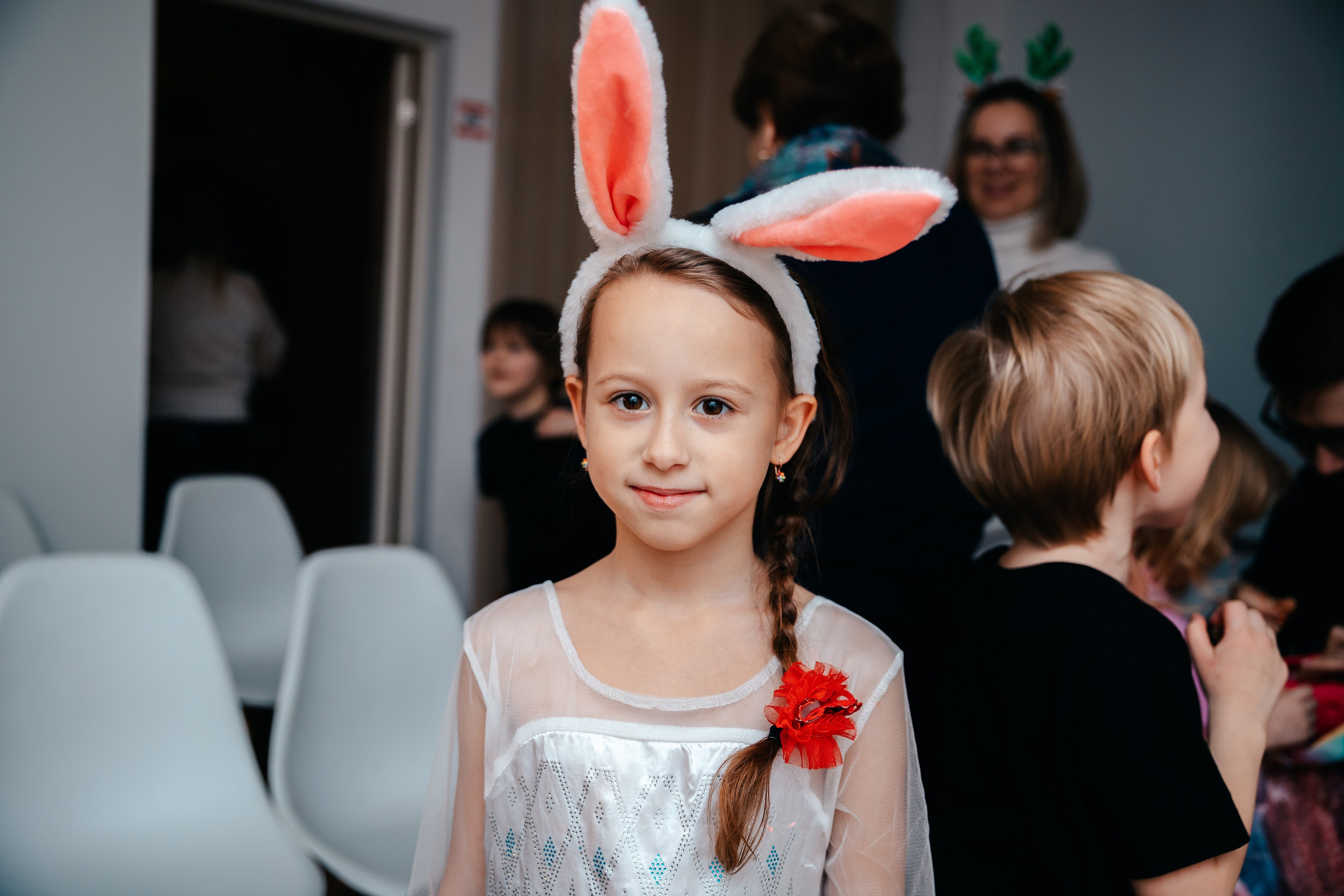 Новогодний утренник в Монтессори-школе. Семейный lifestyle фотограф в Санкт-Петербурге Людмила Пахомова