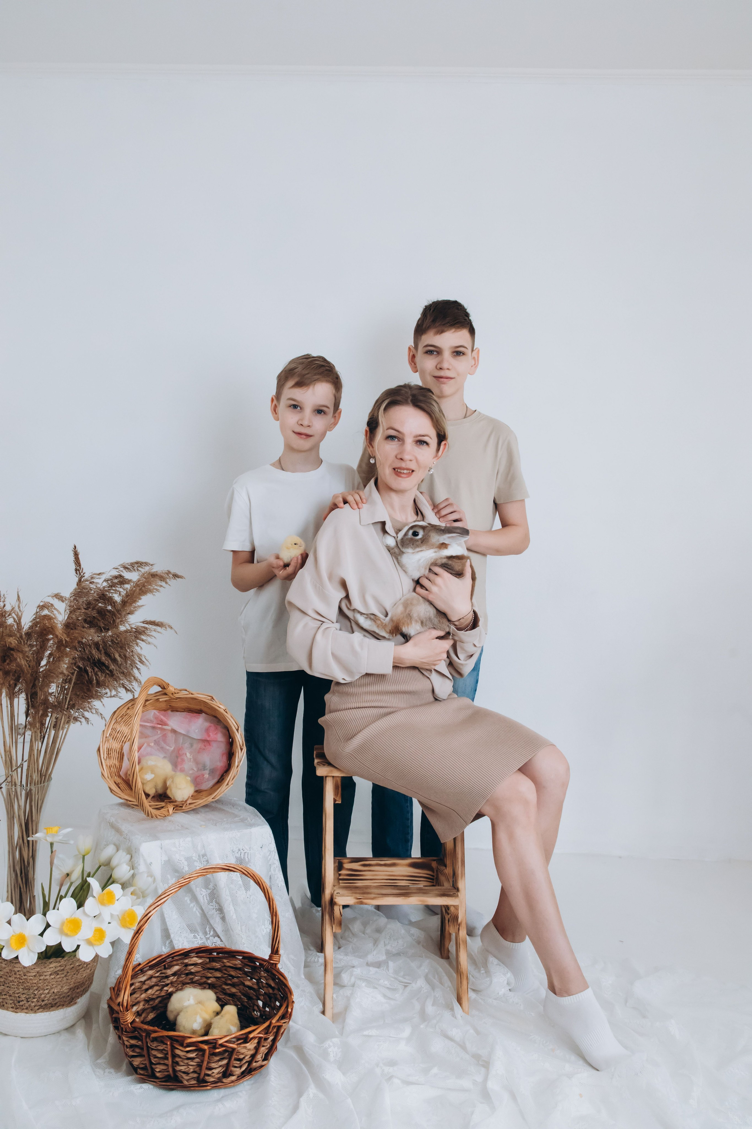 С цыплятами. Семейный фотограф Нижневартовск Тюмень Ефимова Ирина