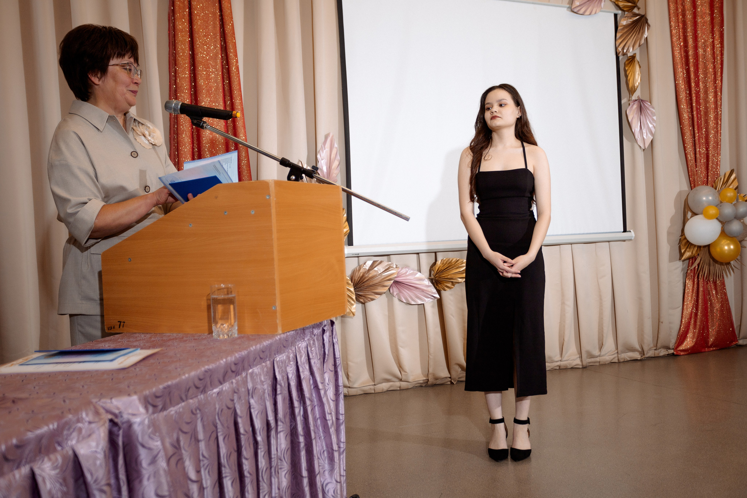 ВРУЧЕНИЕ АТТЕСТАТОВ: Пример. Все фото. Профессиональный фотограф в Ижевске Леша Петров