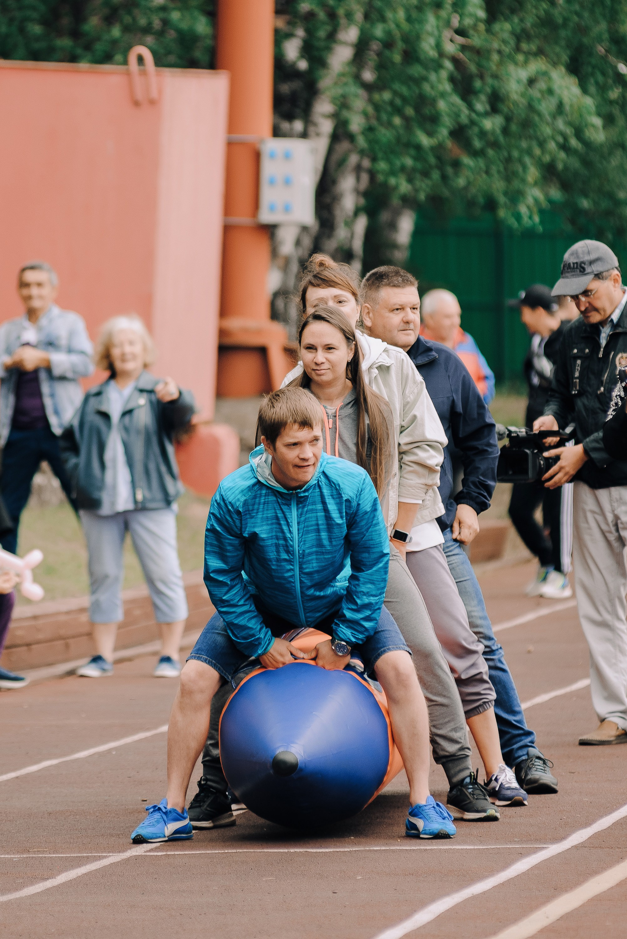 ДЕНЬ МЕТАЛЛУРГА. ЧЕЛЯБИНСКИЙ ЦИНКОВЫЙ ЗАВОД 2023. Репортажный фотограф Зуев Роман г. Челябинск