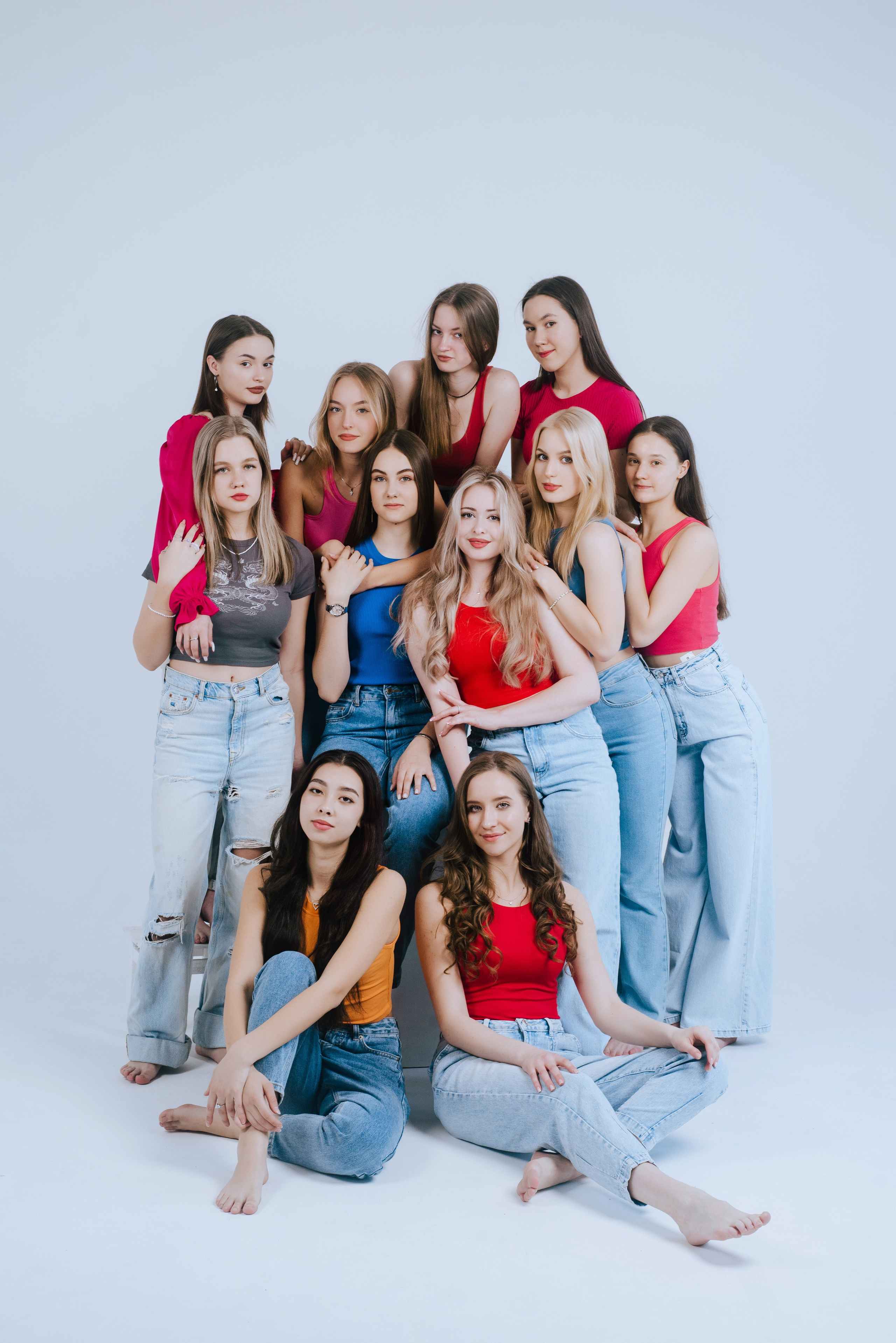 Гимназия № 1 2023. Фотограф Ярмишко Дарья. Выпускные фотокниги