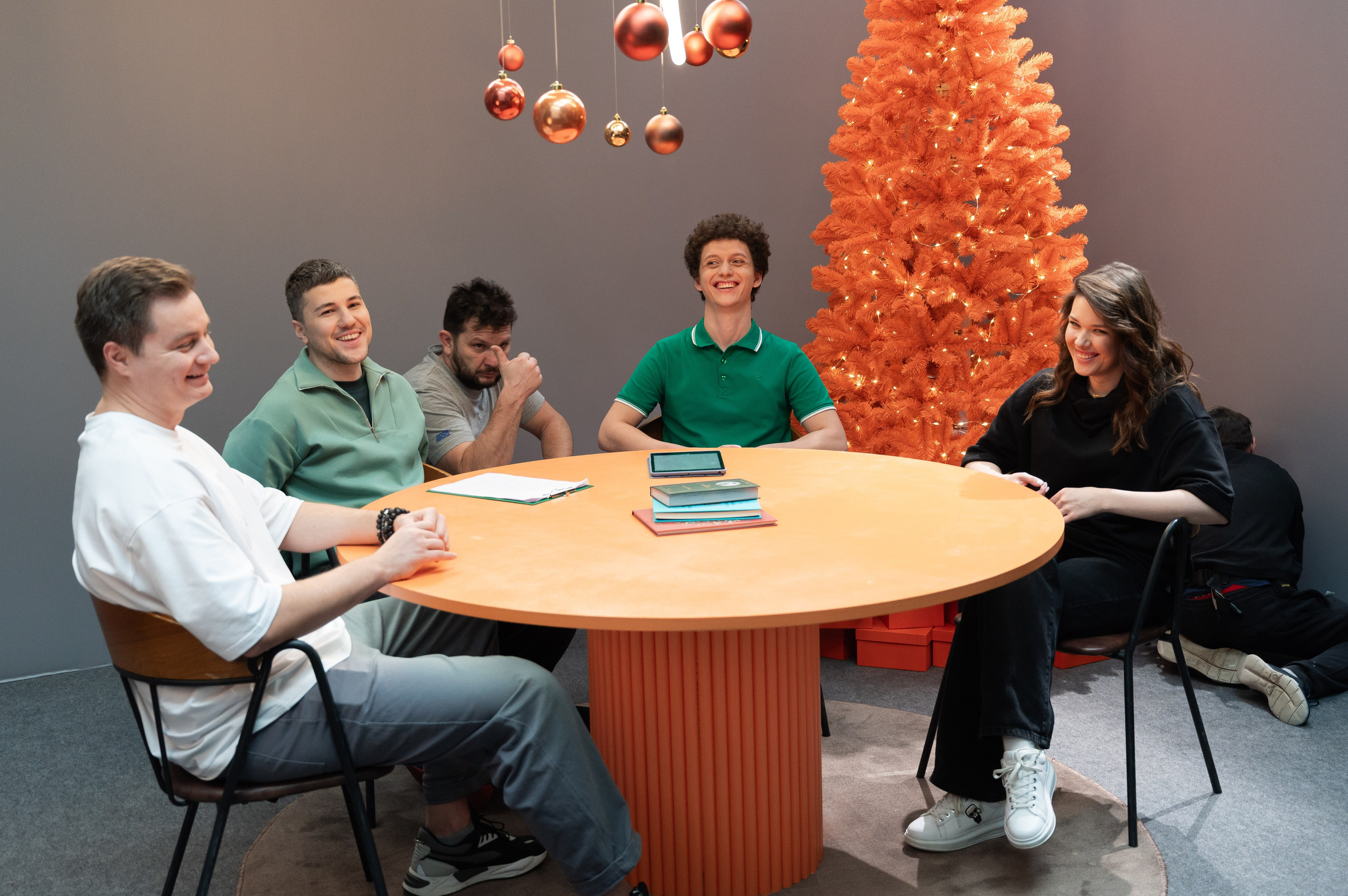 Бэк Новогодние шоу Сбера. Фотограф Вадим Лакомкин