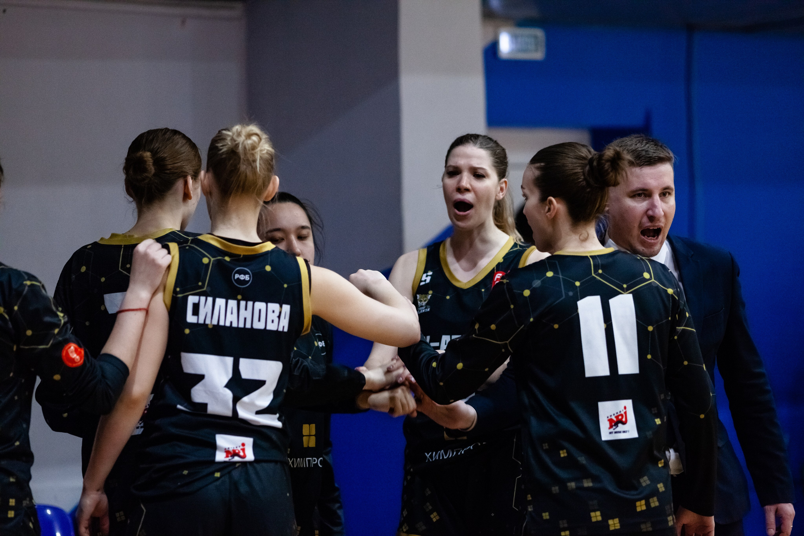 Спартак — ЧГУ-Атланта. Фотография