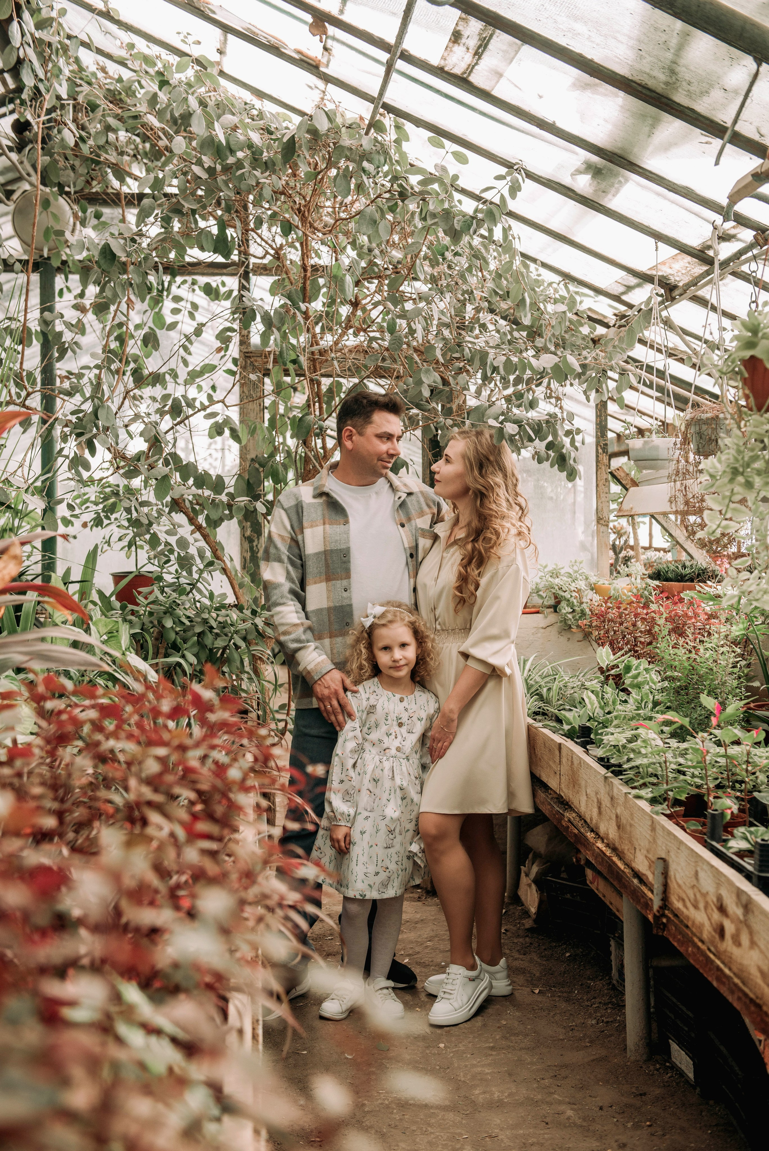 Семейная съёмка в оранжерее. Семейный фотограф в Новочеркасске Виктория Громова
