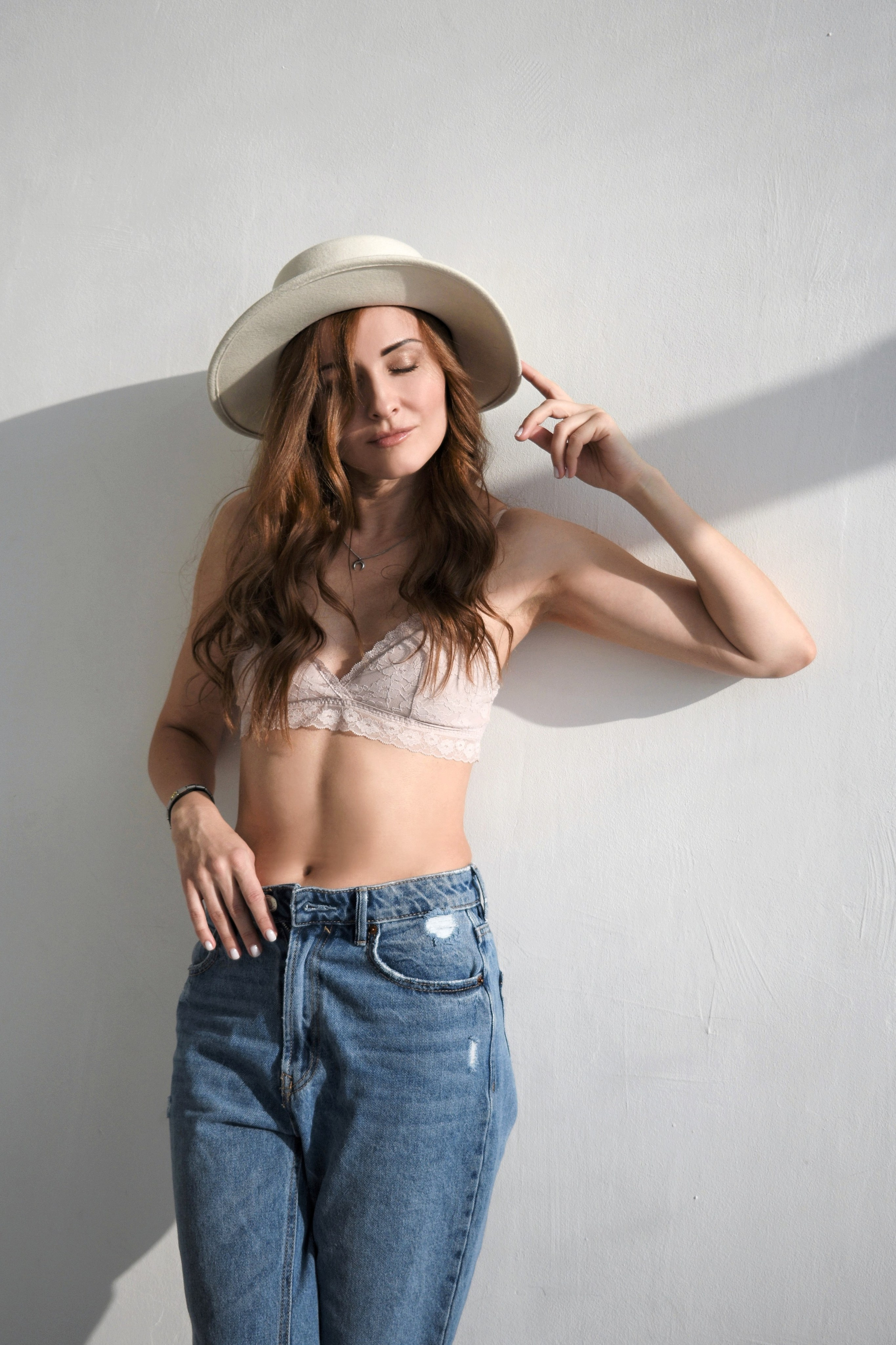 Смотреть серию. ЖЕНСКИЙ ФОТОГРАФ КРИСТИНА ВИГЕЛЬ