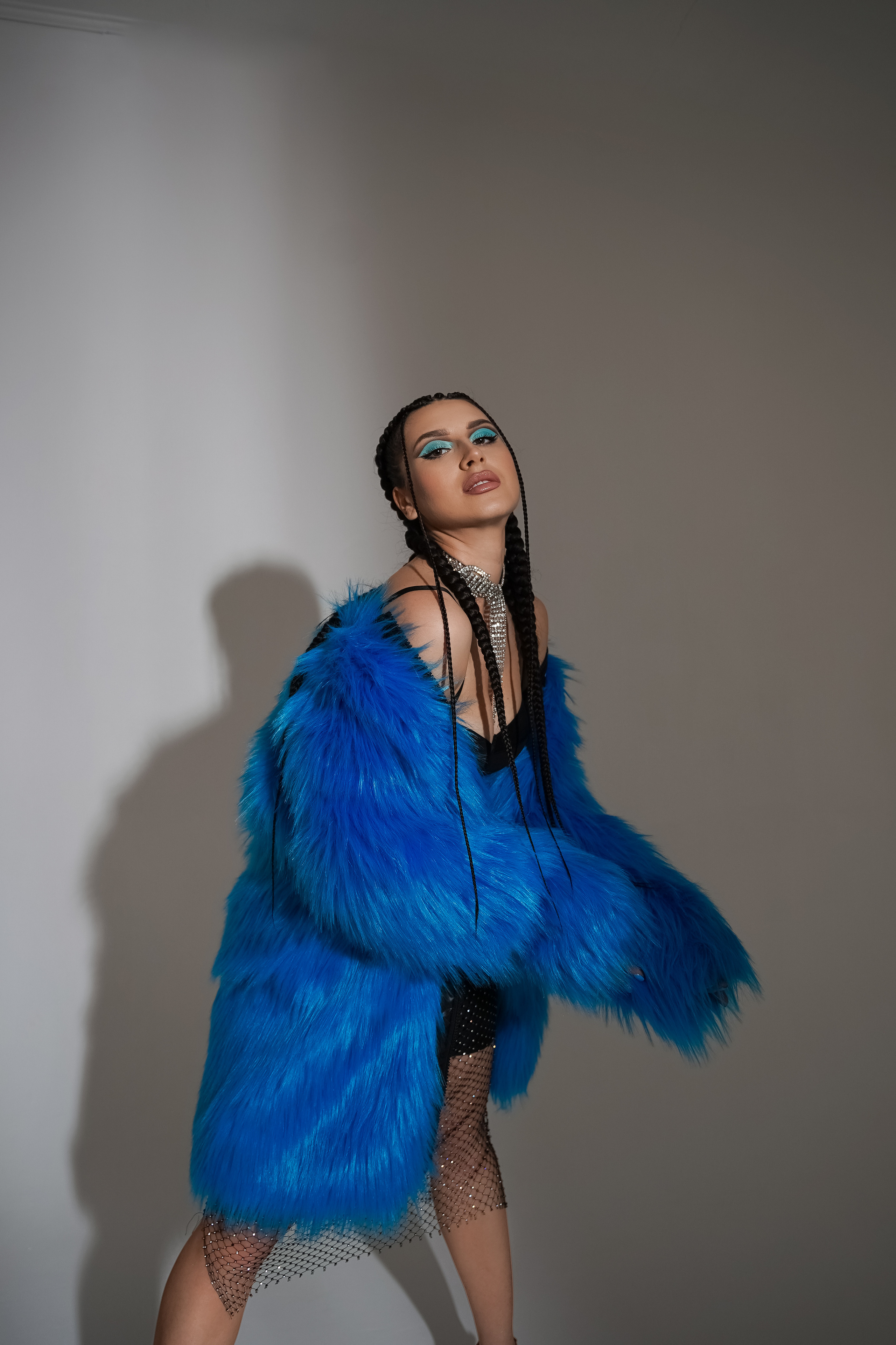 В шубе. VISUAL ARTIST · KRONGAUZ ANASTASIA