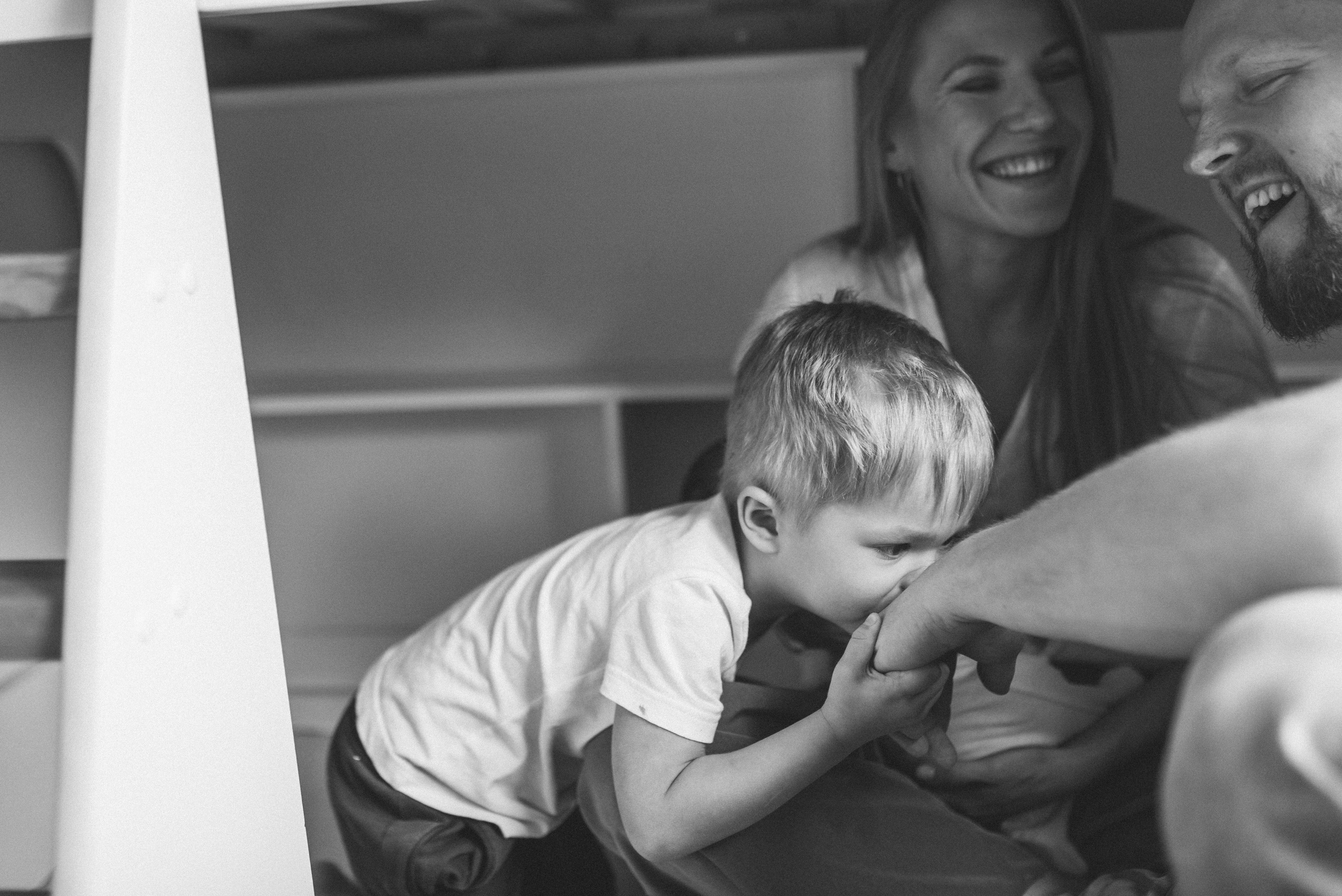 Первые дни дома. Костюшко Кристина — семейный и свадебный фотограф в Минске