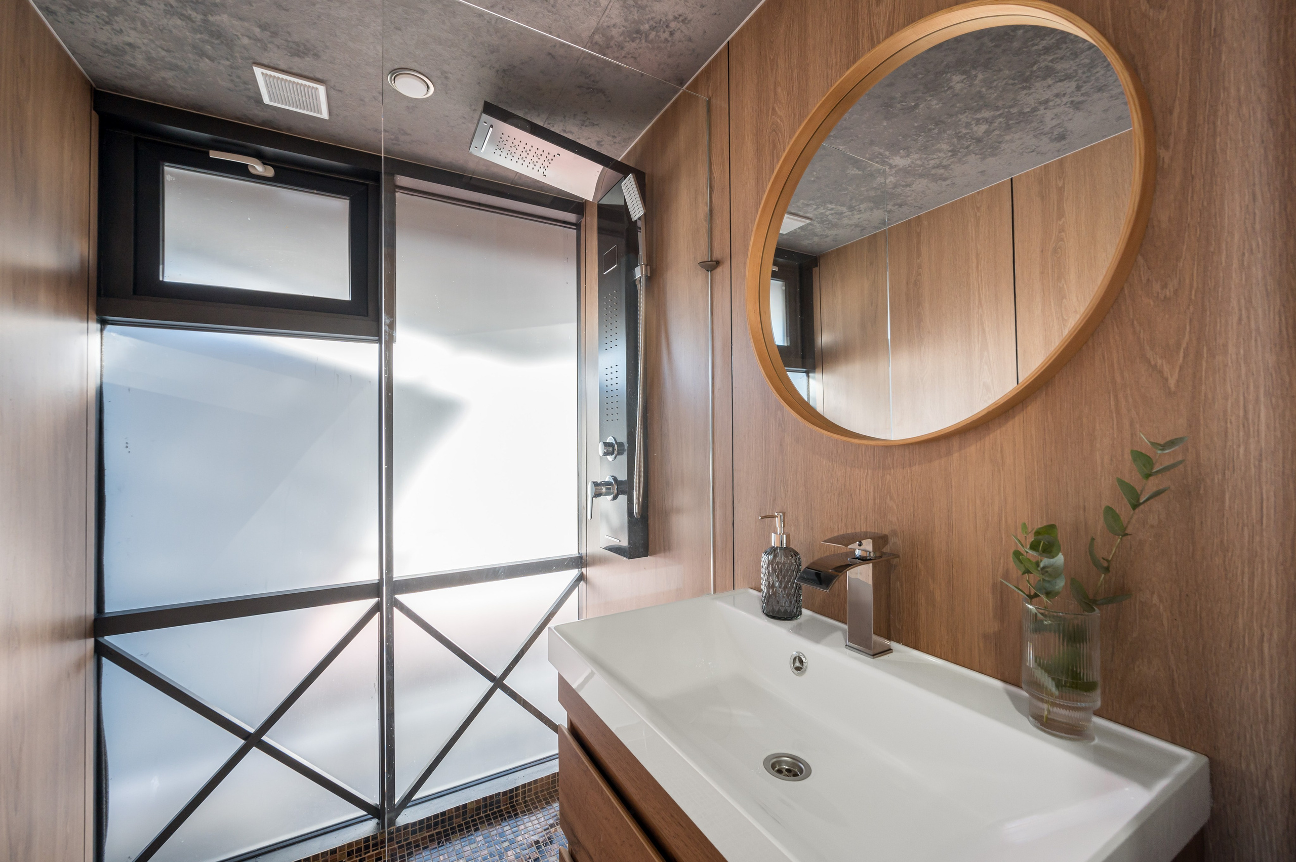 Хаусботы для вечеринок и бизнес-встреч. Интерьерный Фотограф Москва Криста FLY Труфанова