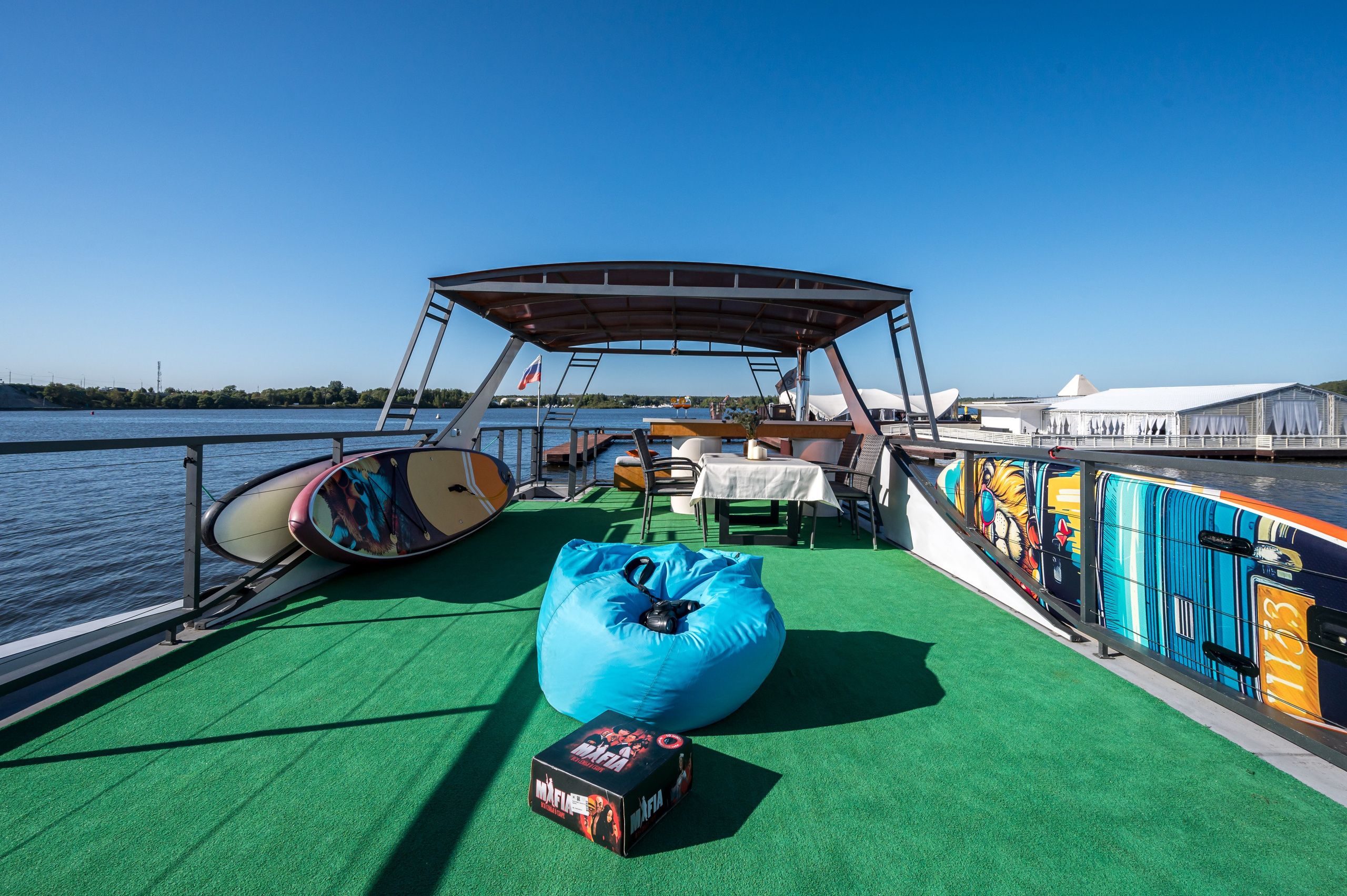 Хаусботы для вечеринок и бизнес-встреч. Интерьерный Фотограф Москва Криста FLY Труфанова